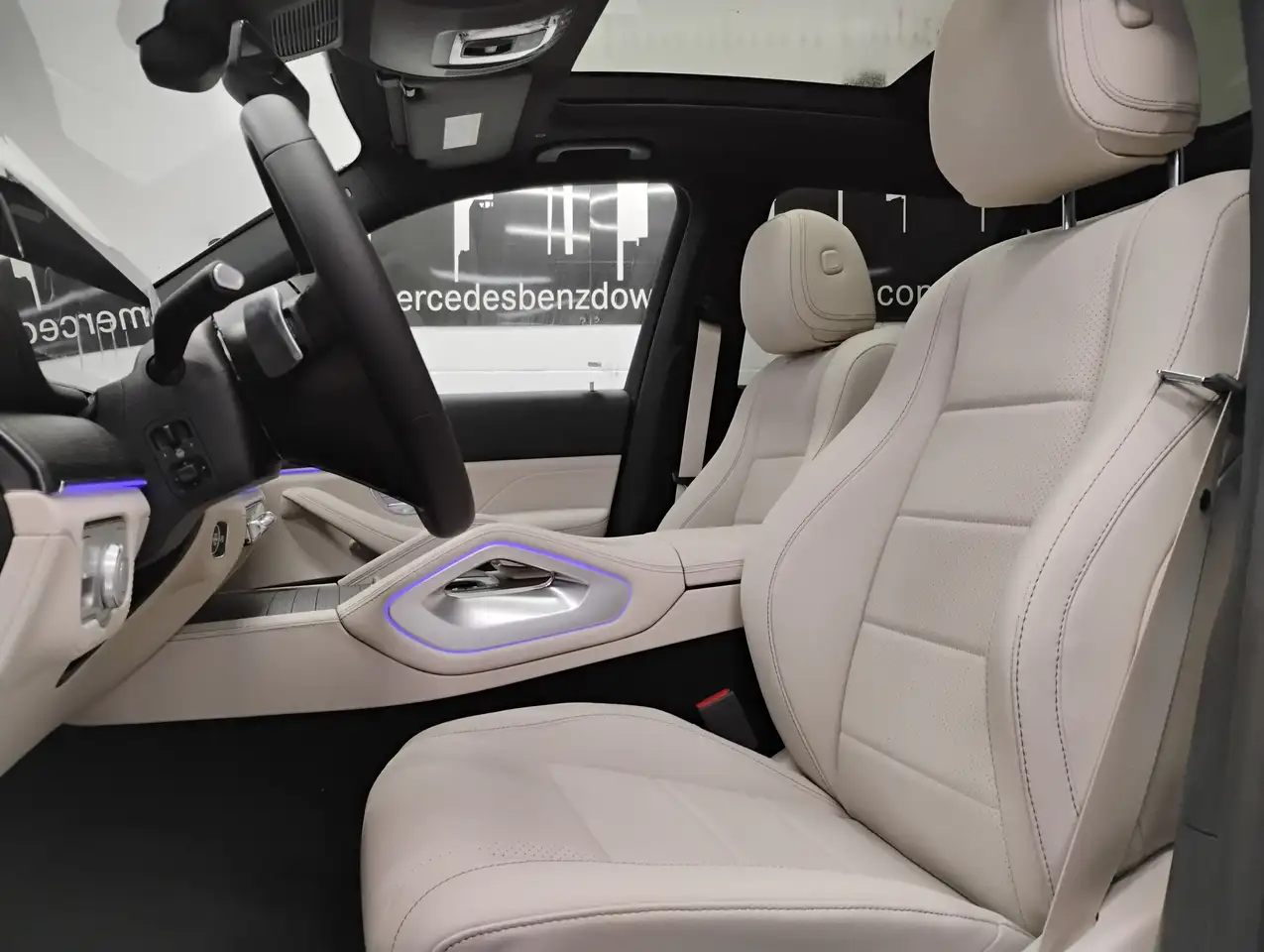 Mercedes-Benz GLE снимка Mercedes-Benz GLE