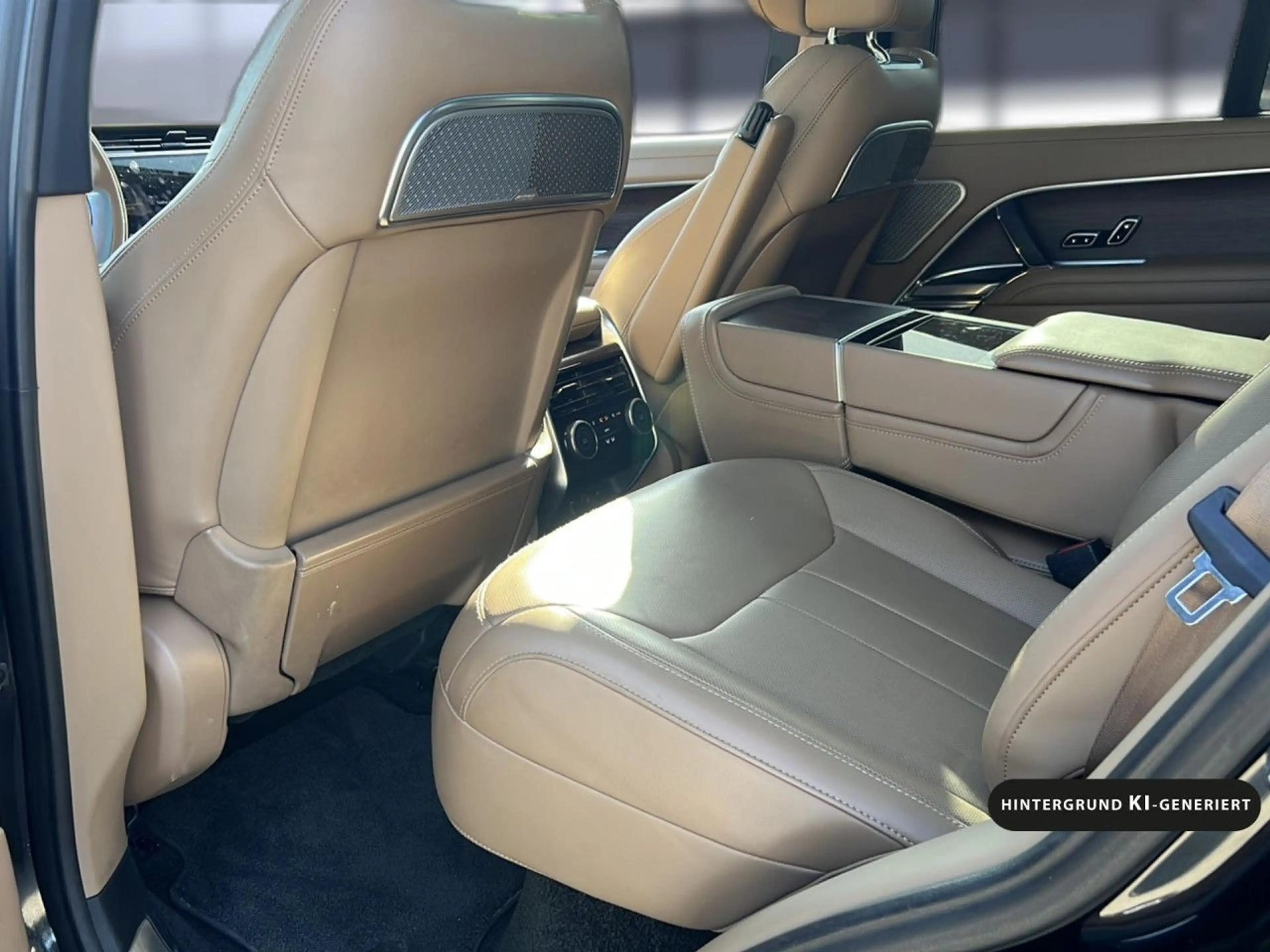 Land Rover Range Rover P530 Autobiography AHK, Massage — photo 15