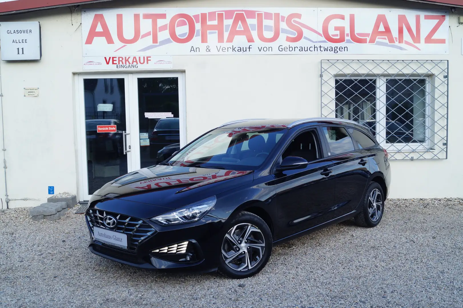 Hyundai i30 Edition 30 Mild-Hybrid Aut. Kamera Negro - 1