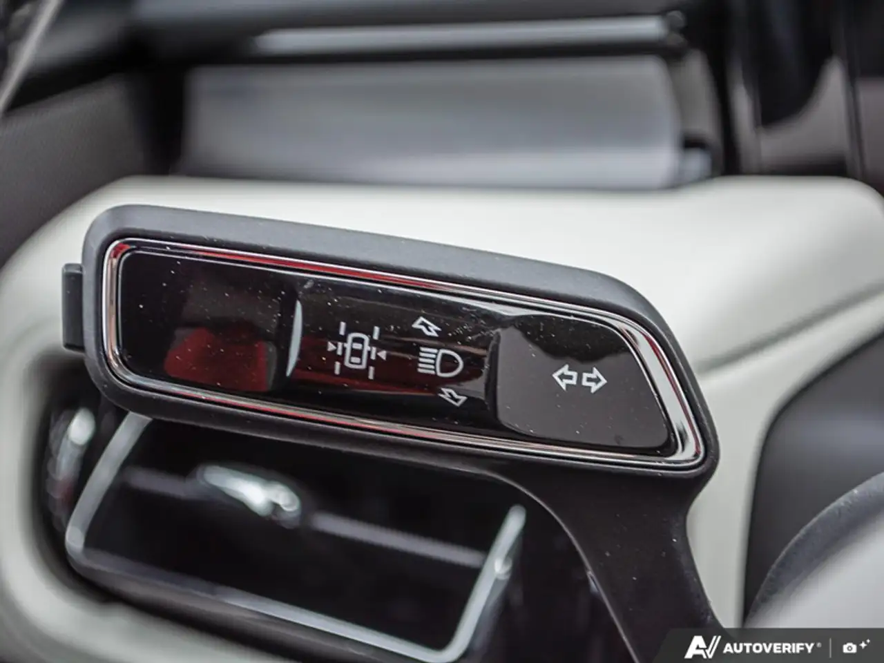 Lincoln Aviator снимка Lincoln Aviator