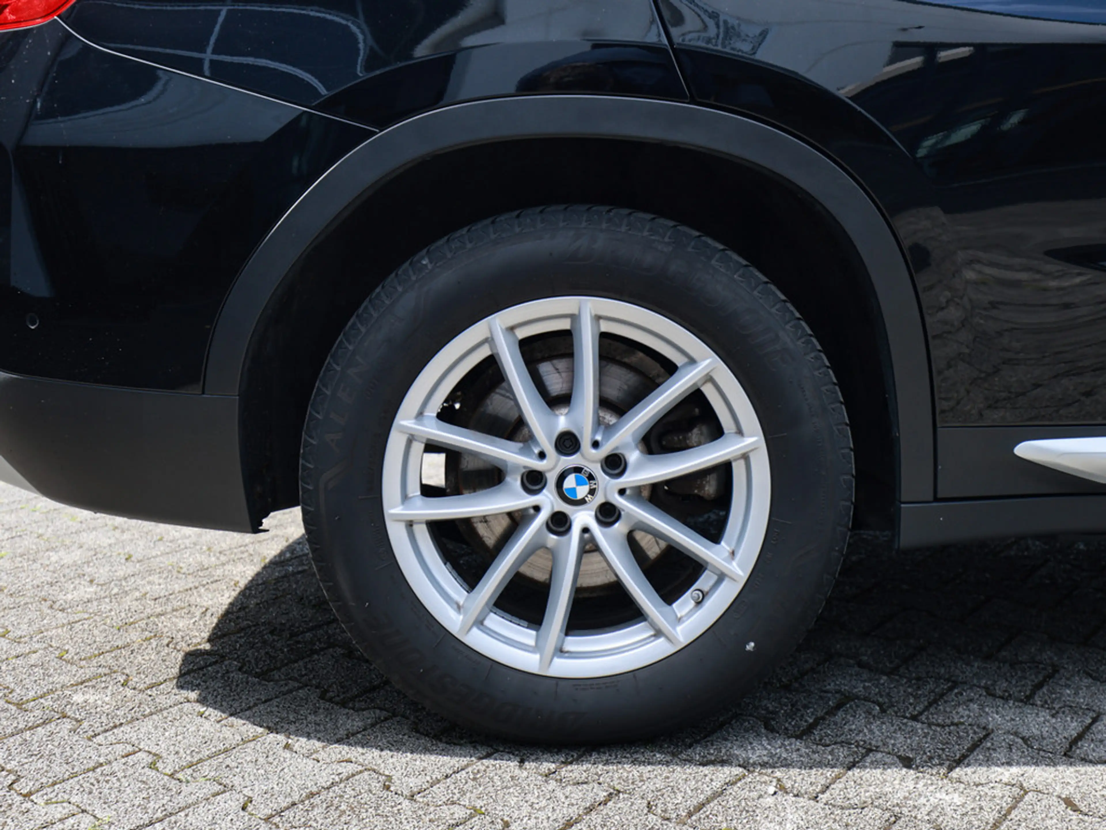 BMW X4 xDrive20i FACEL. LED W-LAN KAMERA SHZ PDC — photo 10