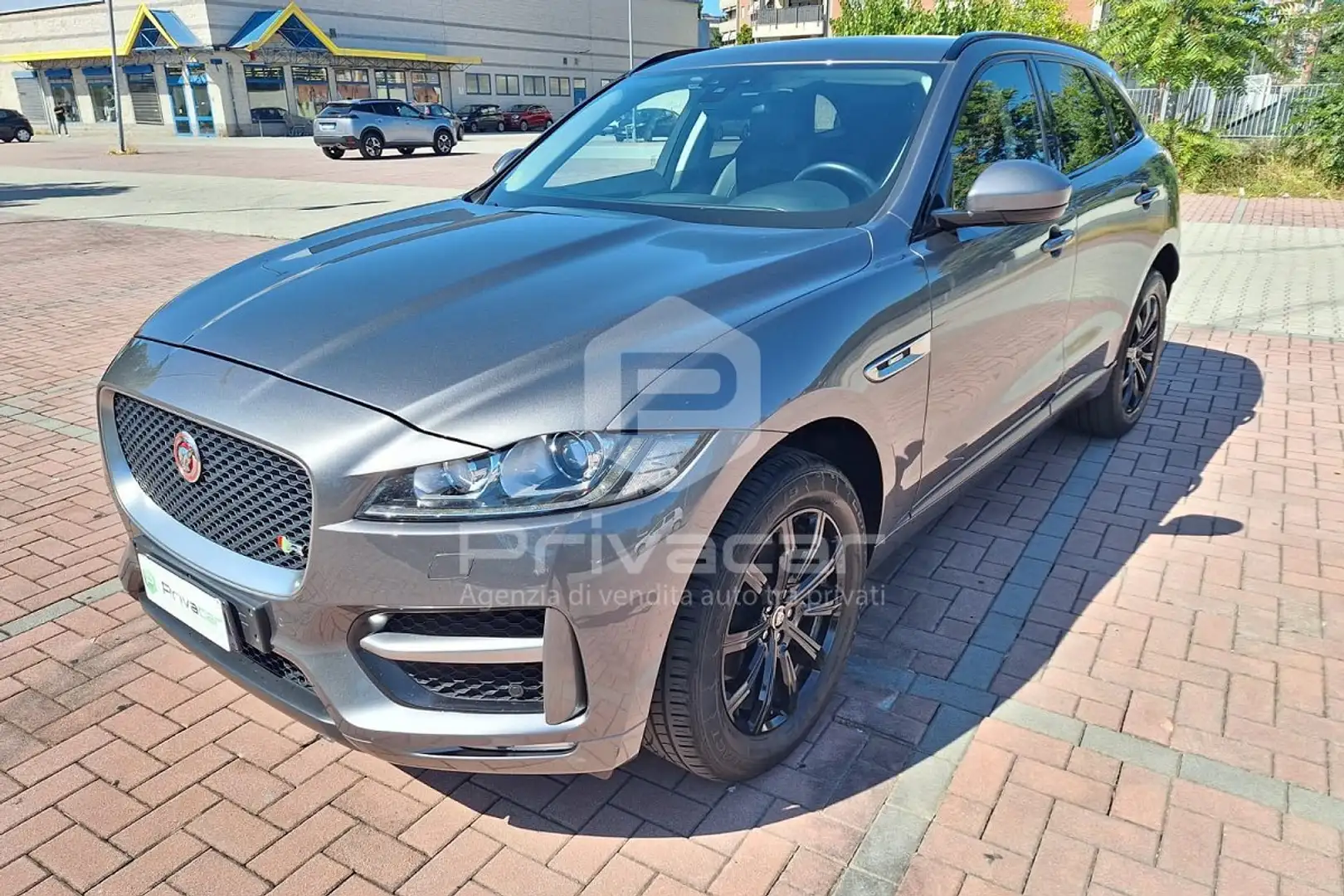 Jaguar F-Pace F-Pace 2.0 D 180 CV AWD aut. R-Sport Argento - 1