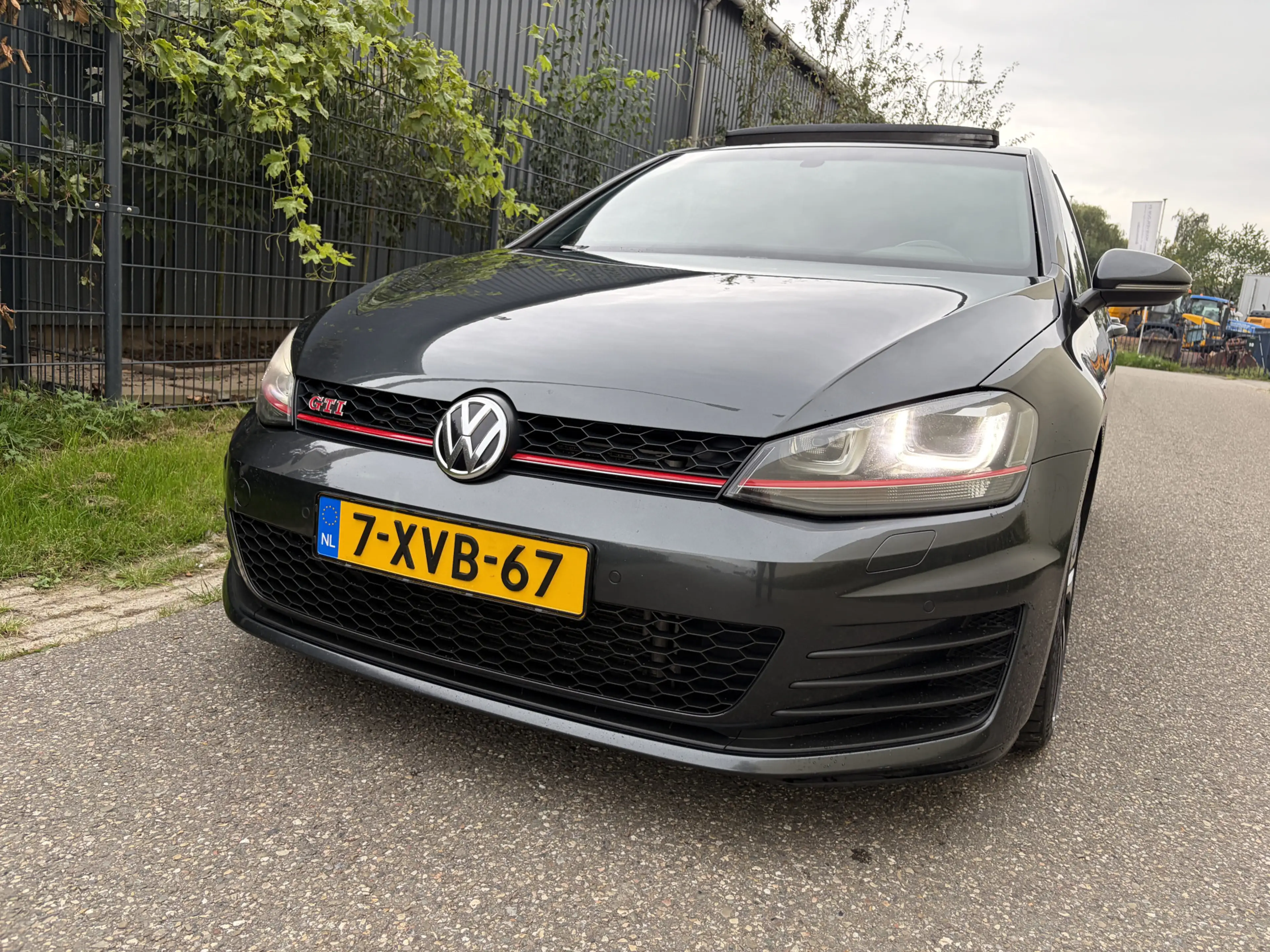 Volkswagen Golf GTI 2.0 TSI Performance / AUTOMAAT / PANORAMDAK / NAVI — photo 30