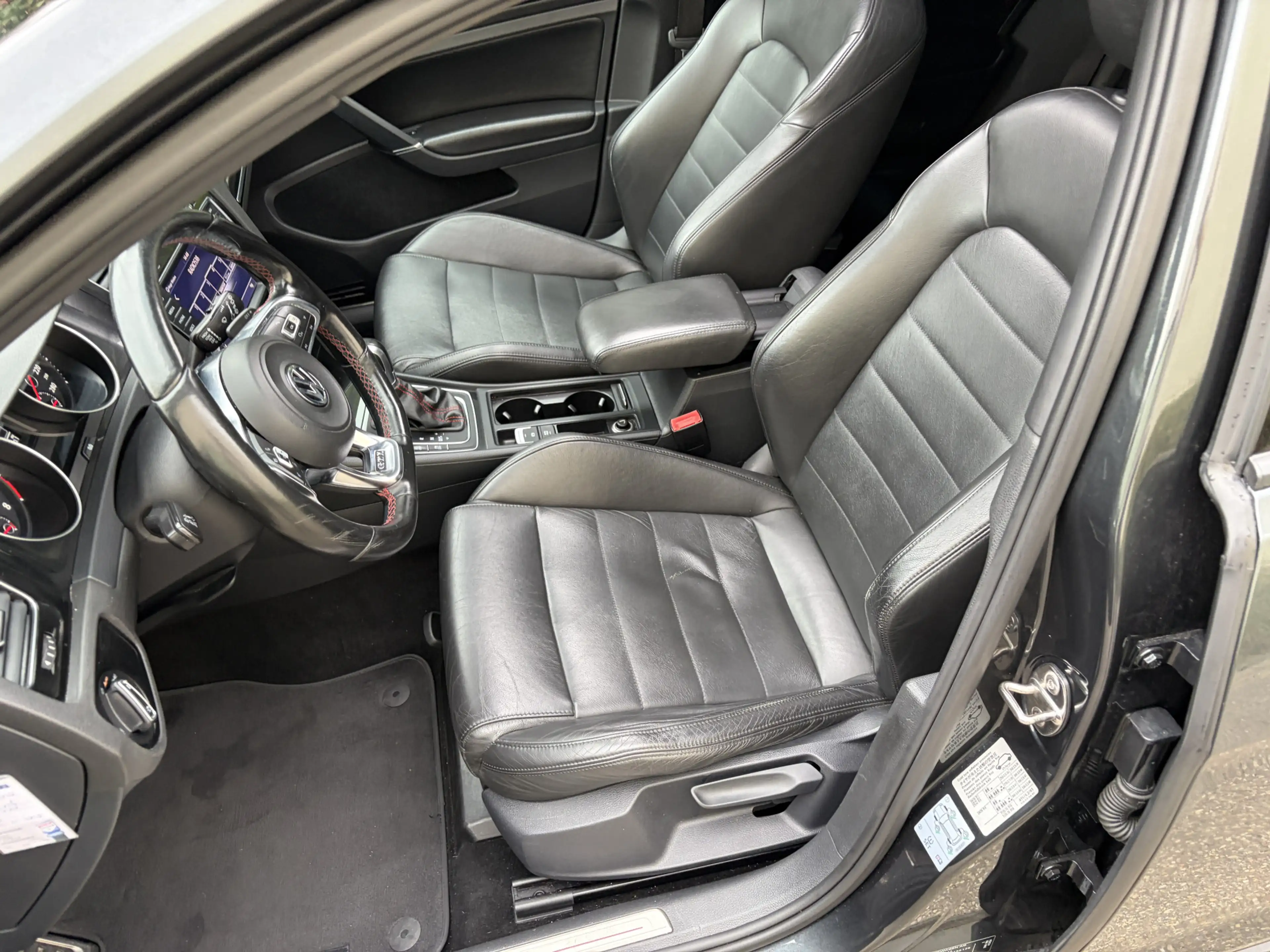 Volkswagen Golf GTI 2.0 TSI Performance / AUTOMAAT / PANORAMDAK / NAVI — photo 7