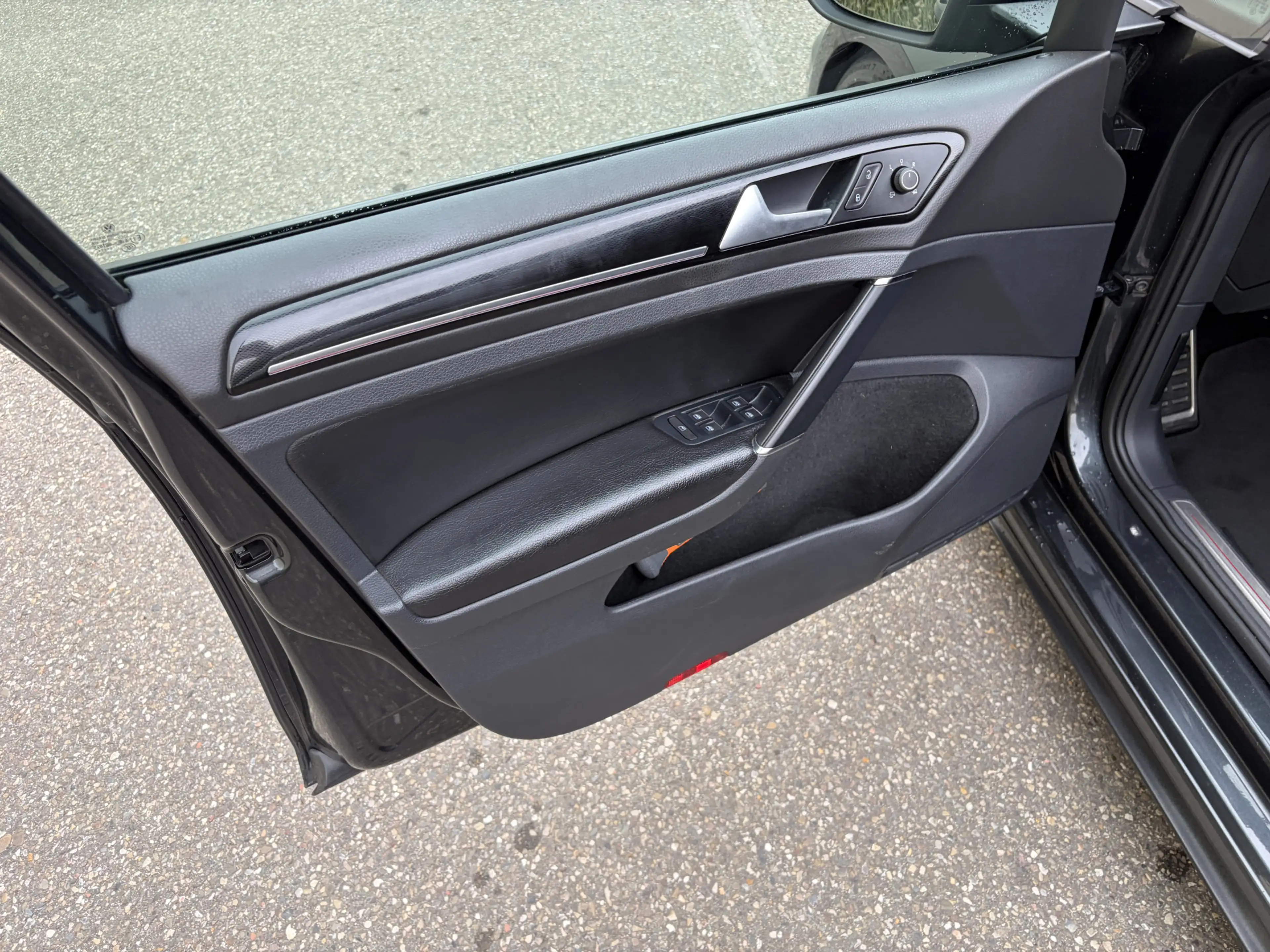 Volkswagen Golf GTI 2.0 TSI Performance / AUTOMAAT / PANORAMDAK / NAVI — photo 8