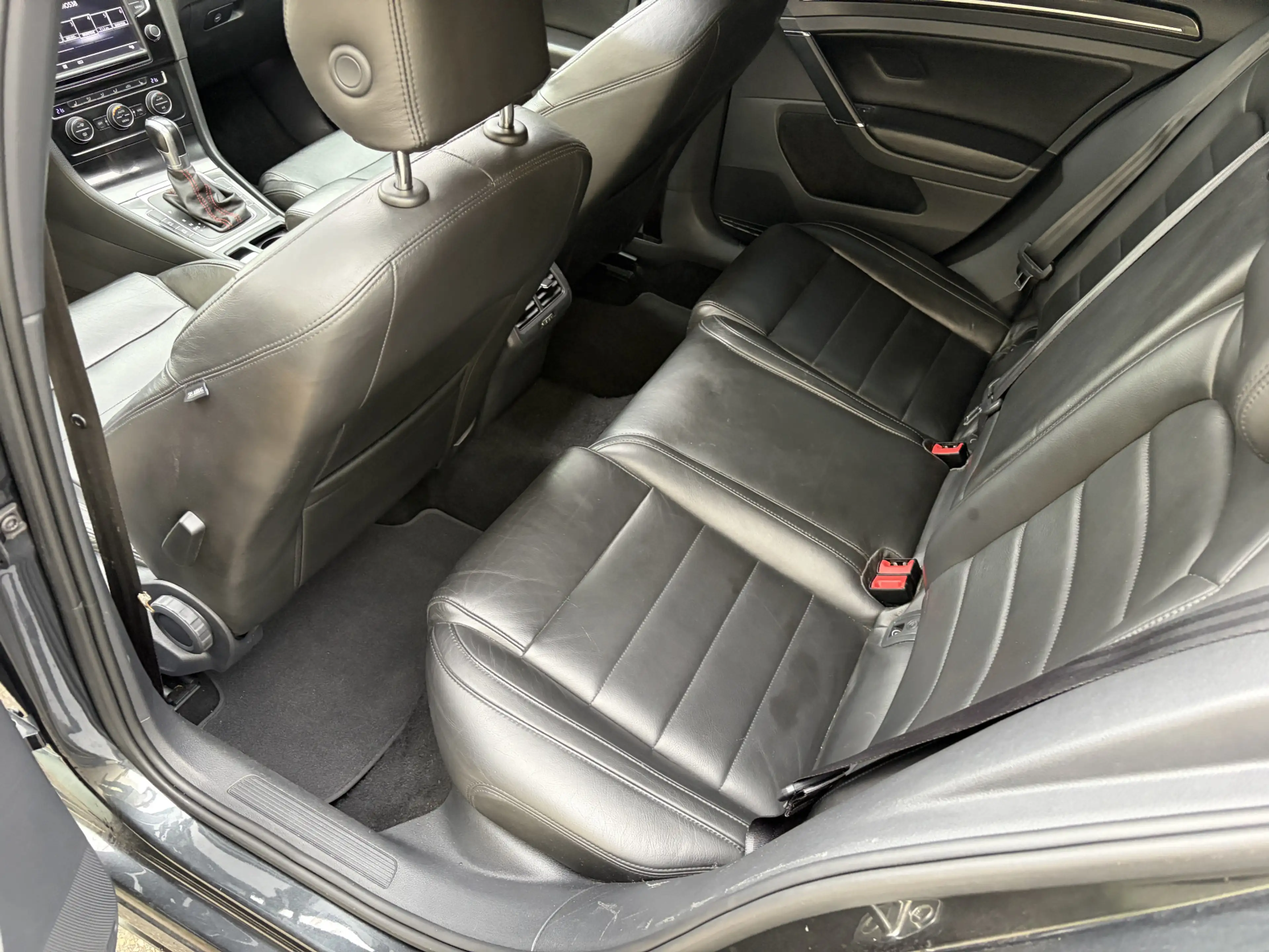 Volkswagen Golf GTI 2.0 TSI Performance / AUTOMAAT / PANORAMDAK / NAVI — photo 4