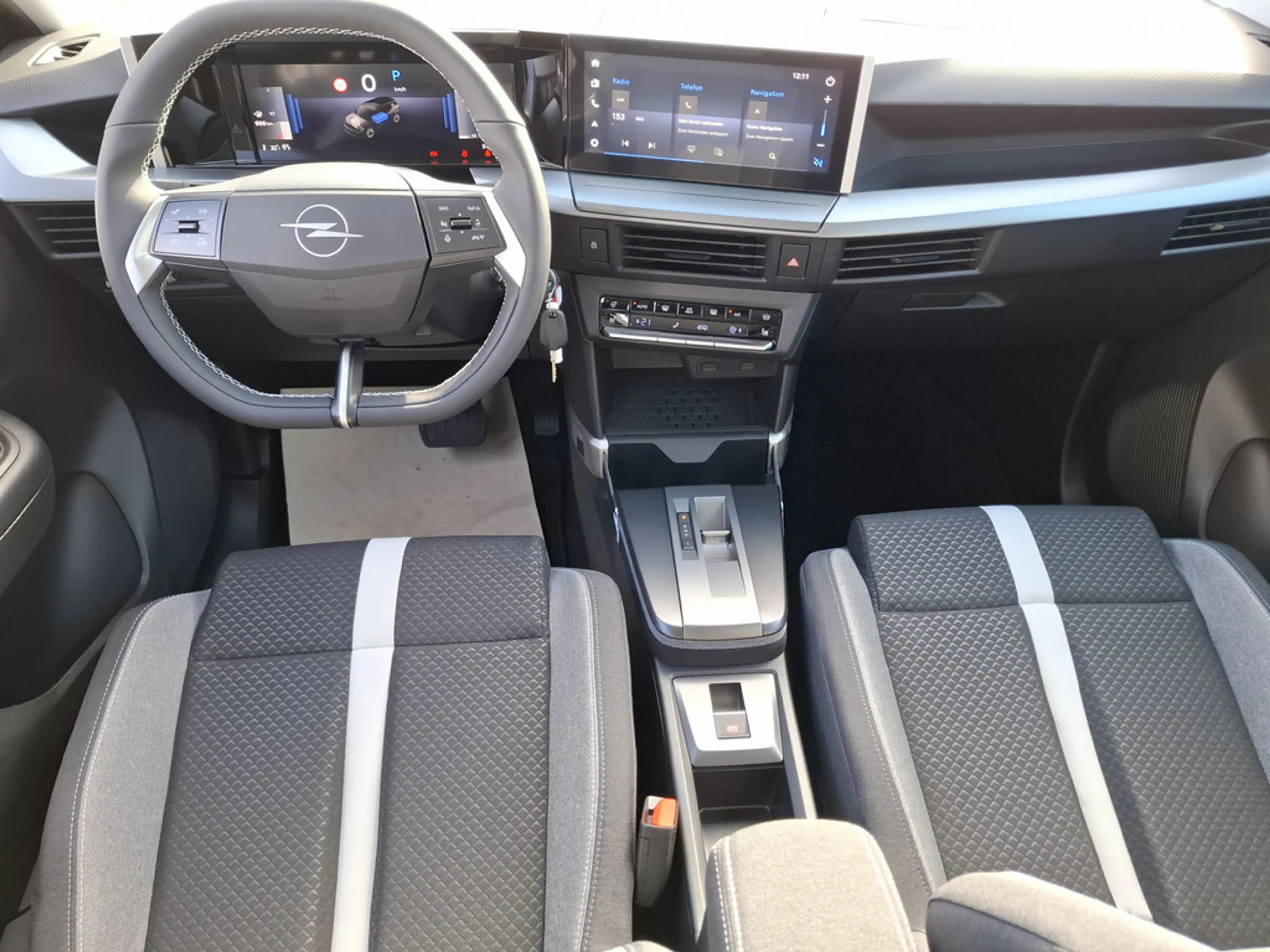 Opel Frontera Edition 1.2 81 kW KAMERA NAVI LED — photo 7