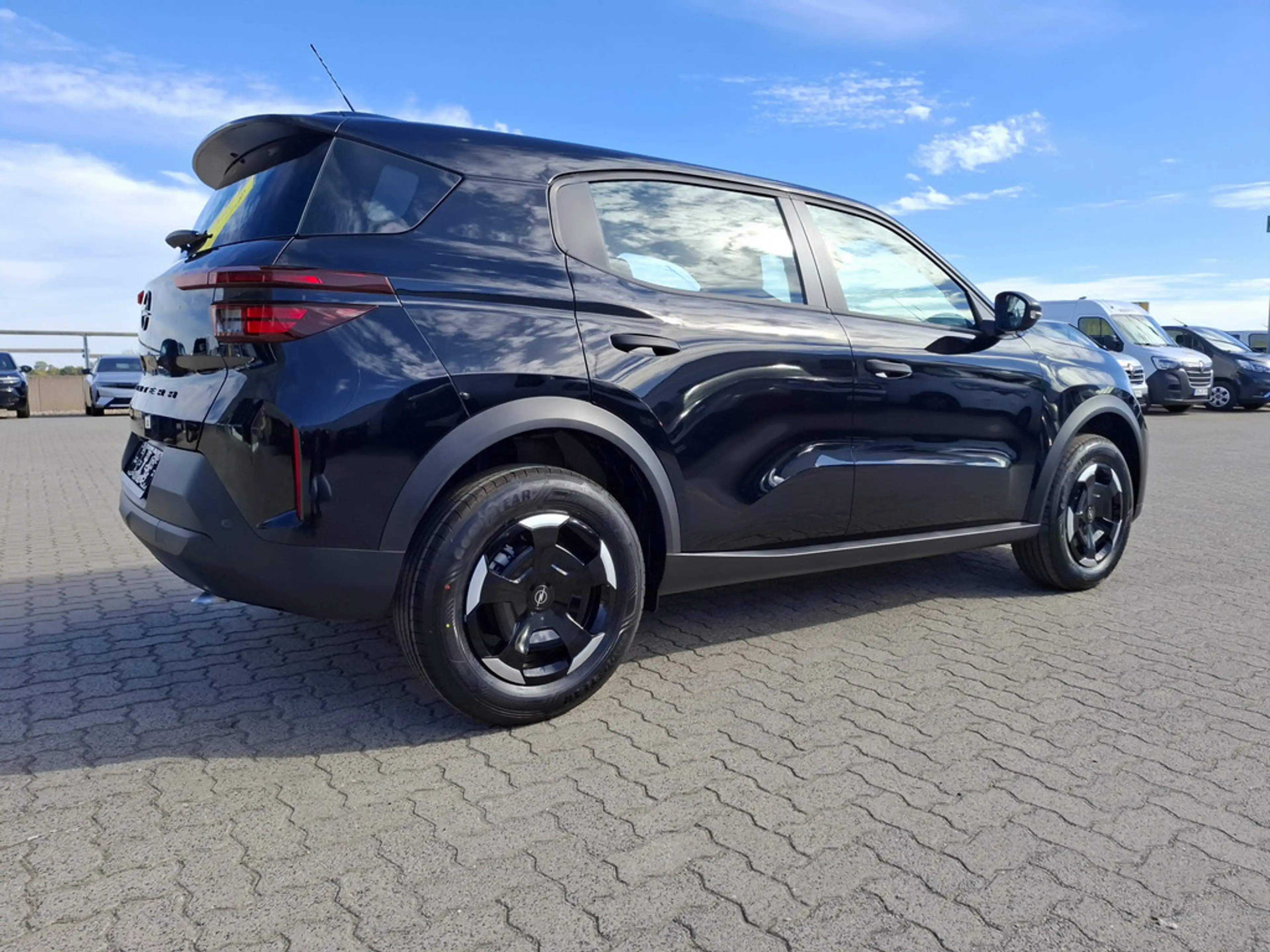 Opel Frontera Edition 1.2 81 kW KAMERA NAVI LED — photo 4