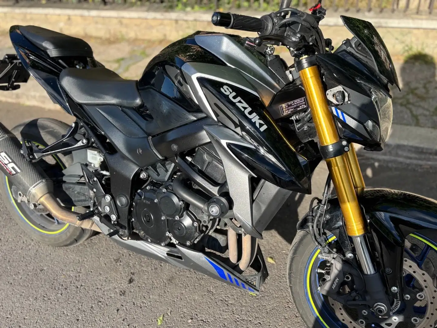 Suzuki GSX-S 750 Yugen Carbon Чёрный - 2
