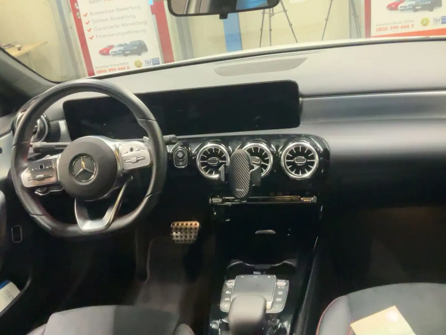 Mercedes-Benz A 200 A-Klasse Limousine - 2