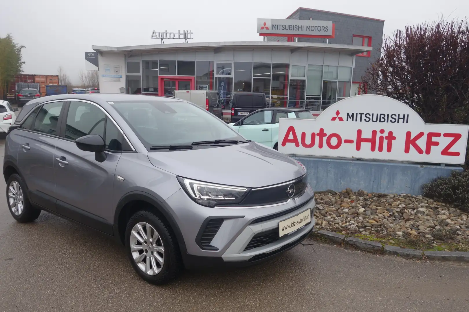 Opel Crossland 1,2 Turbo Business Elegance**Kamera/Sitzheizung** Silber - 1