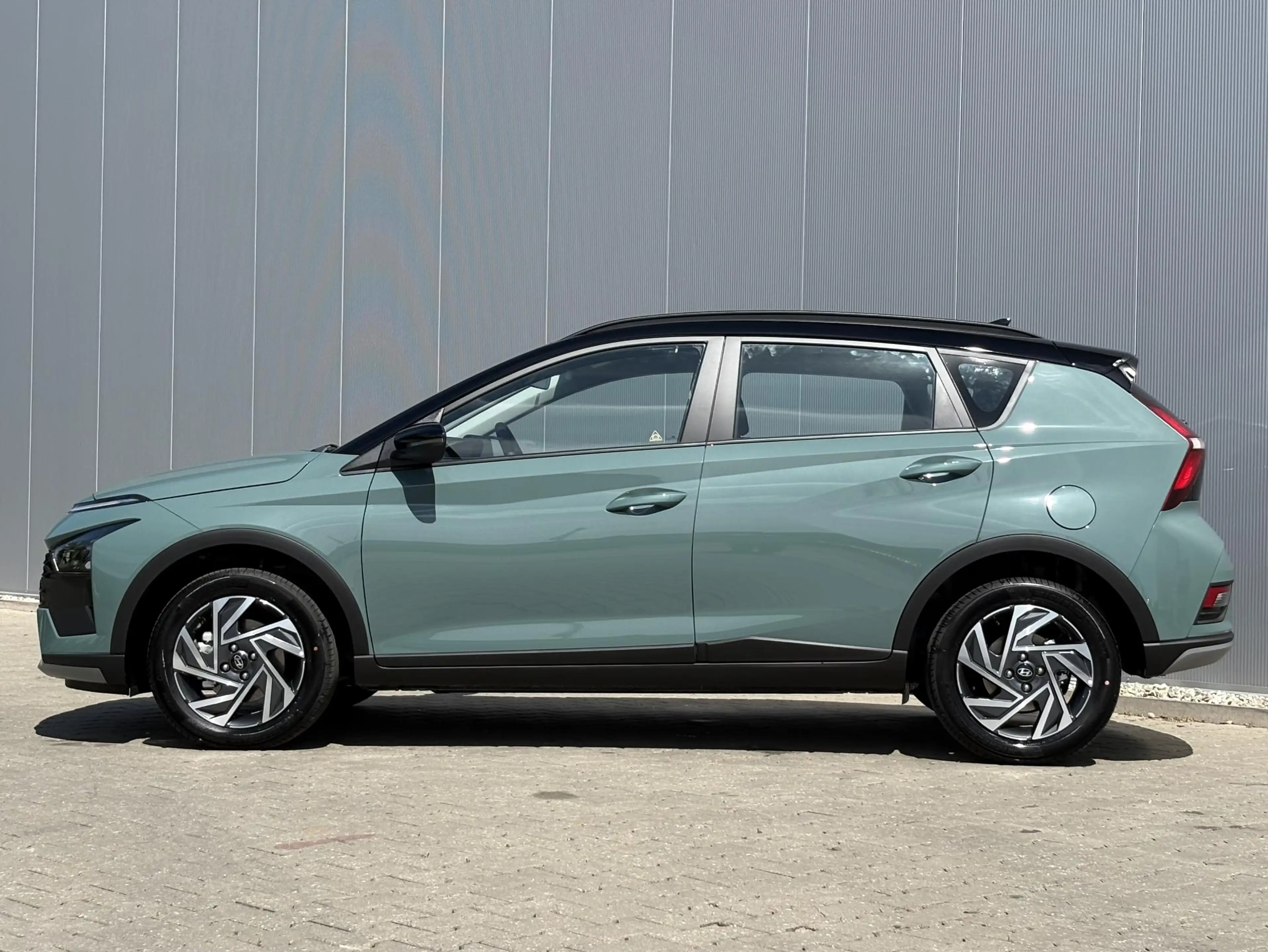 Hyundai BAYON 1.0 T-GDI Comfort / Two-tone / Navigatie / Cruise — photo 13