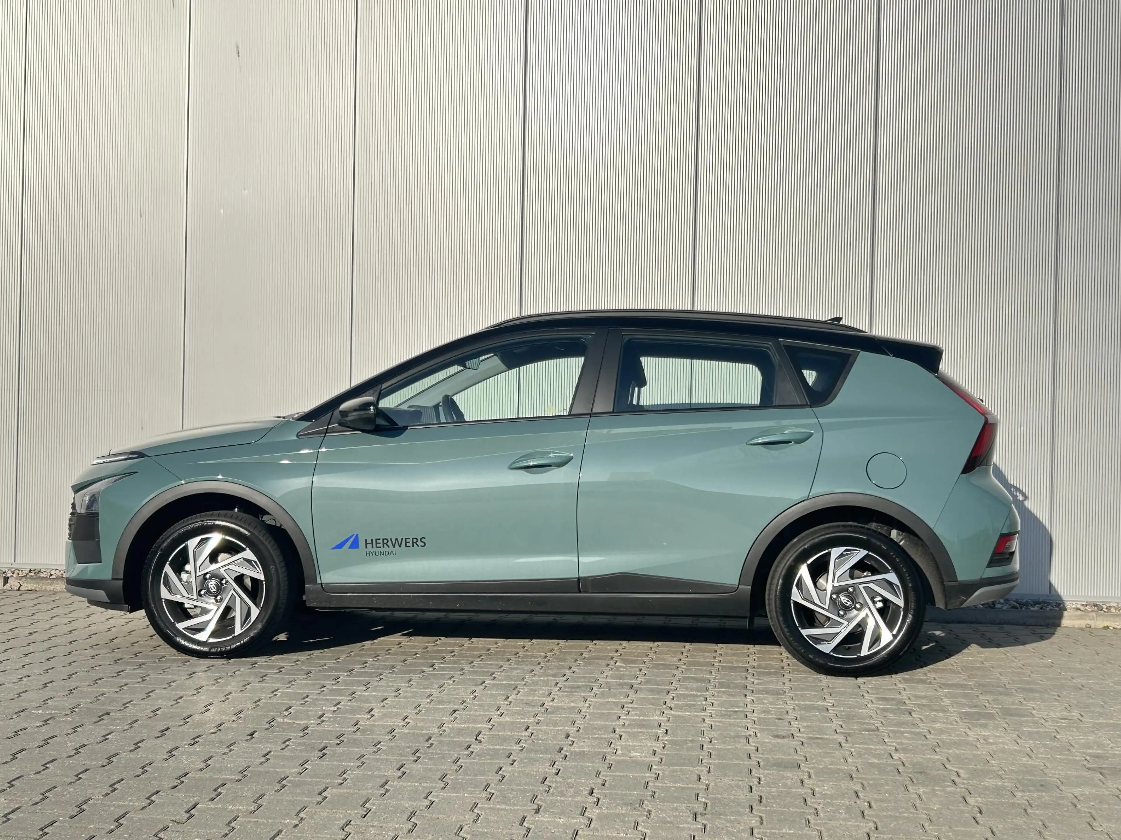 Hyundai BAYON 1.0 T-GDI Comfort / Two-tone / Navigatie / Cruise — photo 36