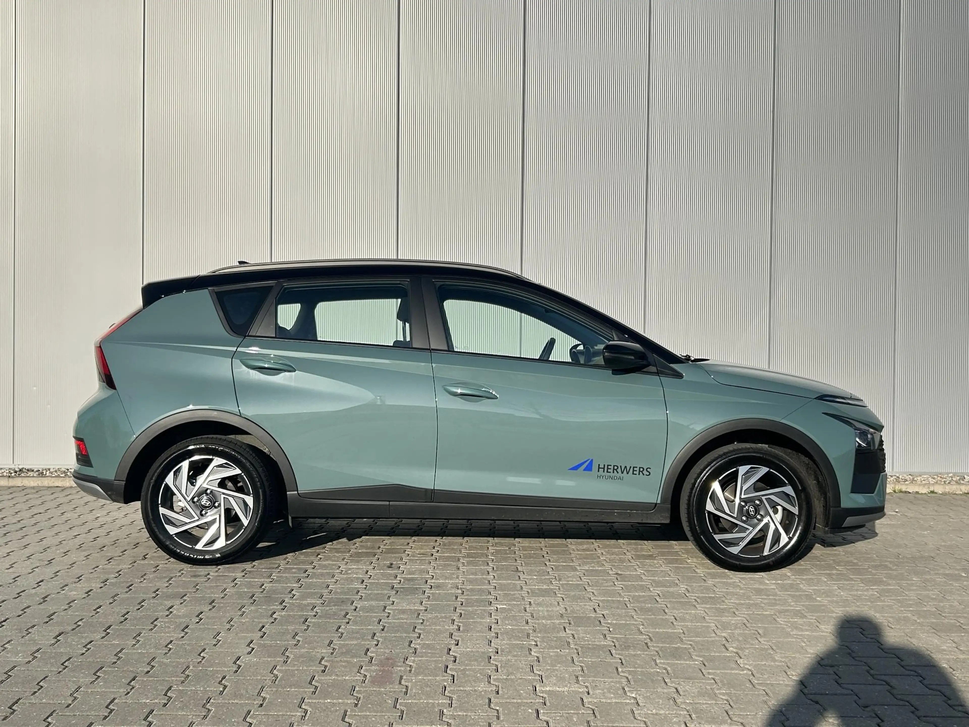 Hyundai BAYON 1.0 T-GDI Comfort / Two-tone / Navigatie / Cruise — photo 37