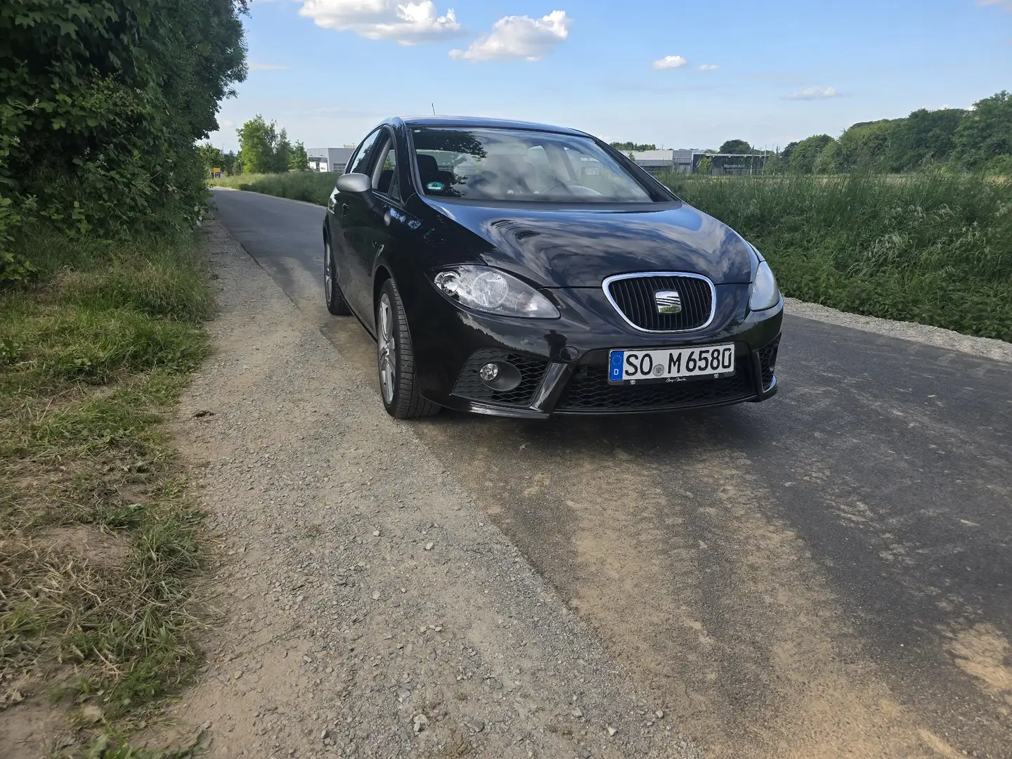 SEAT Leon Leon 2.0 T FSI FR Schwarz - 2