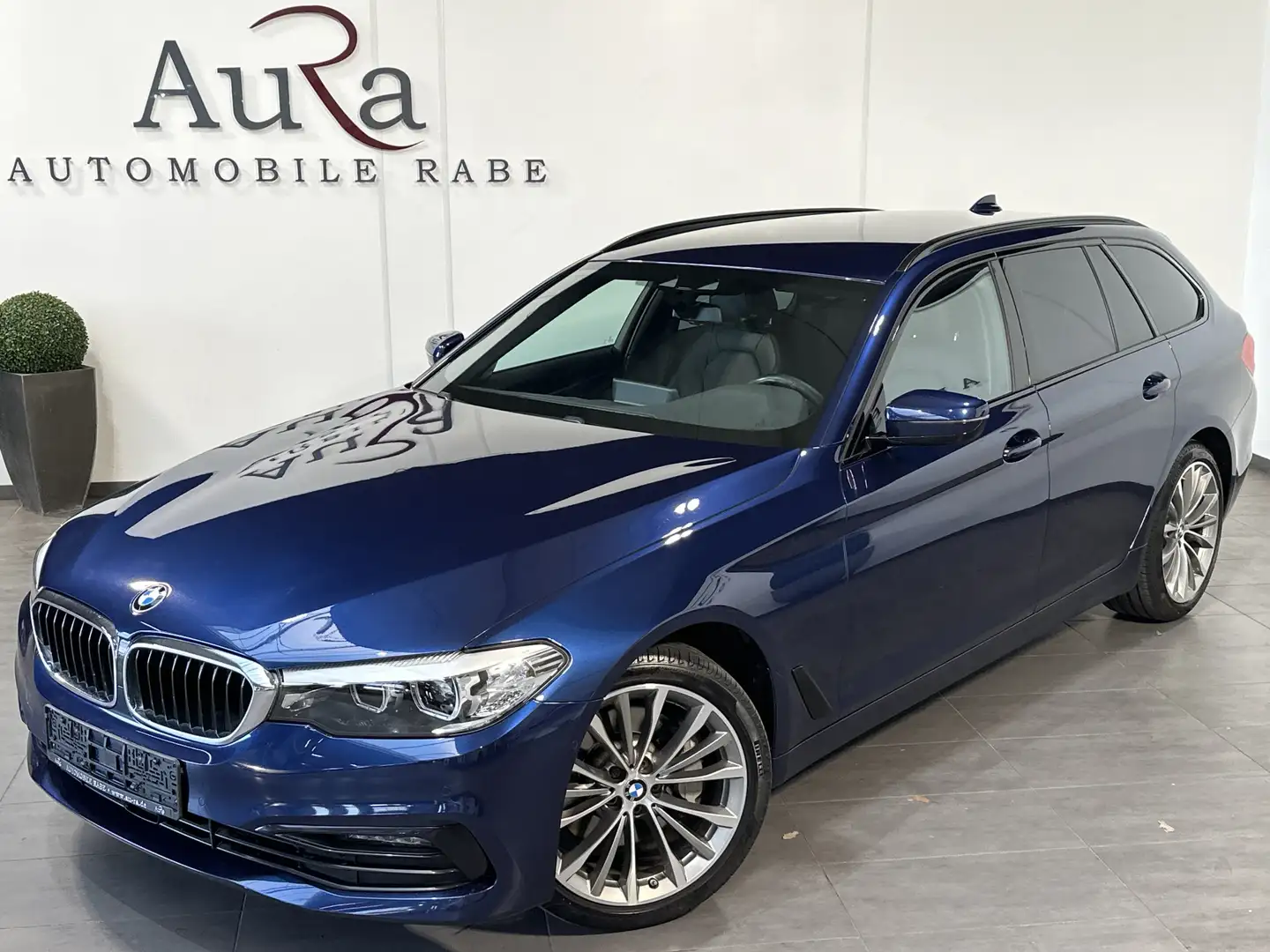 BMW 530 Touring Sport-Line NAV+LED+19ZO+ACC+LC+H&K Blau - 2