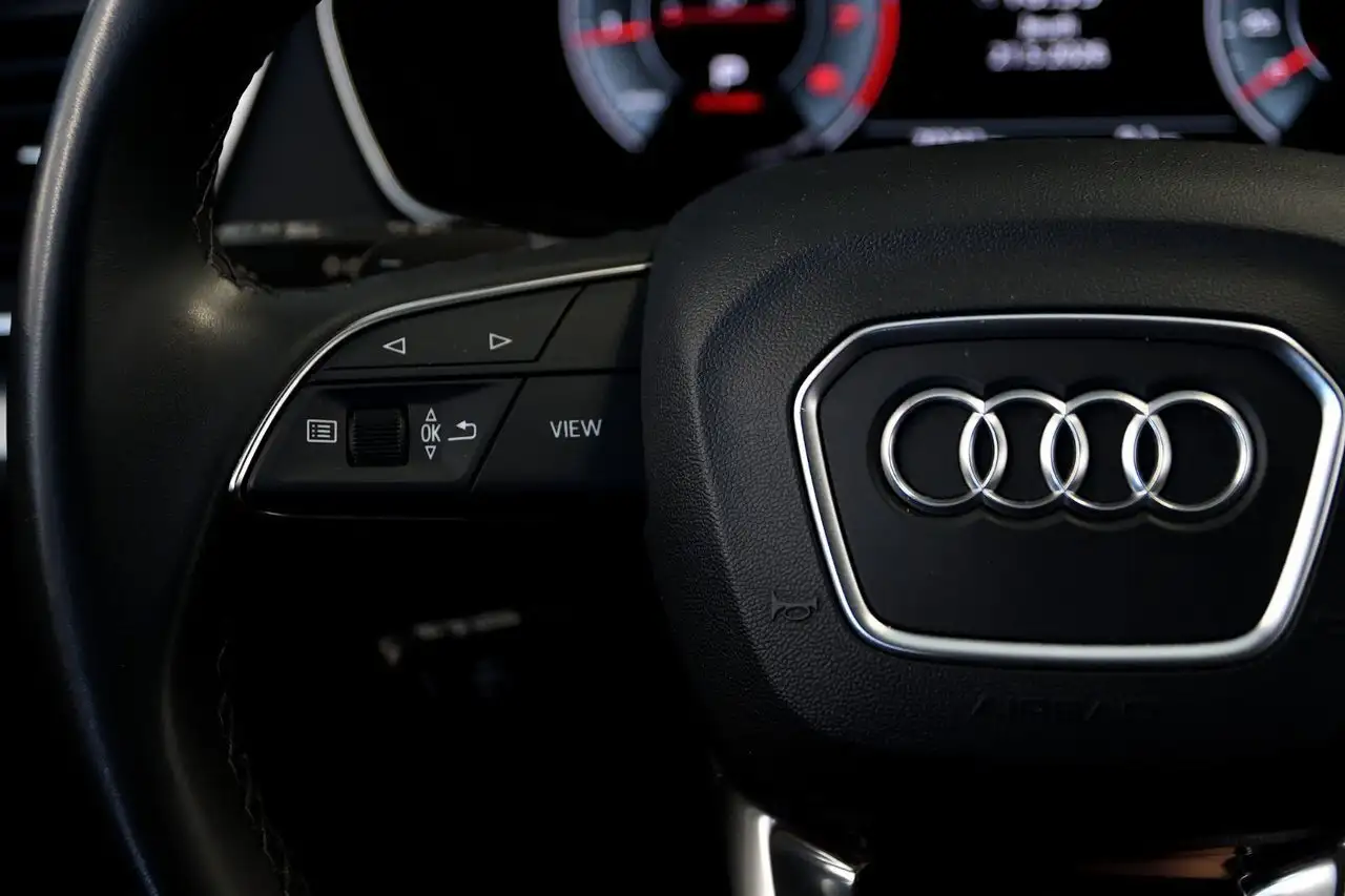 Audi Q5 снимка Audi Q5