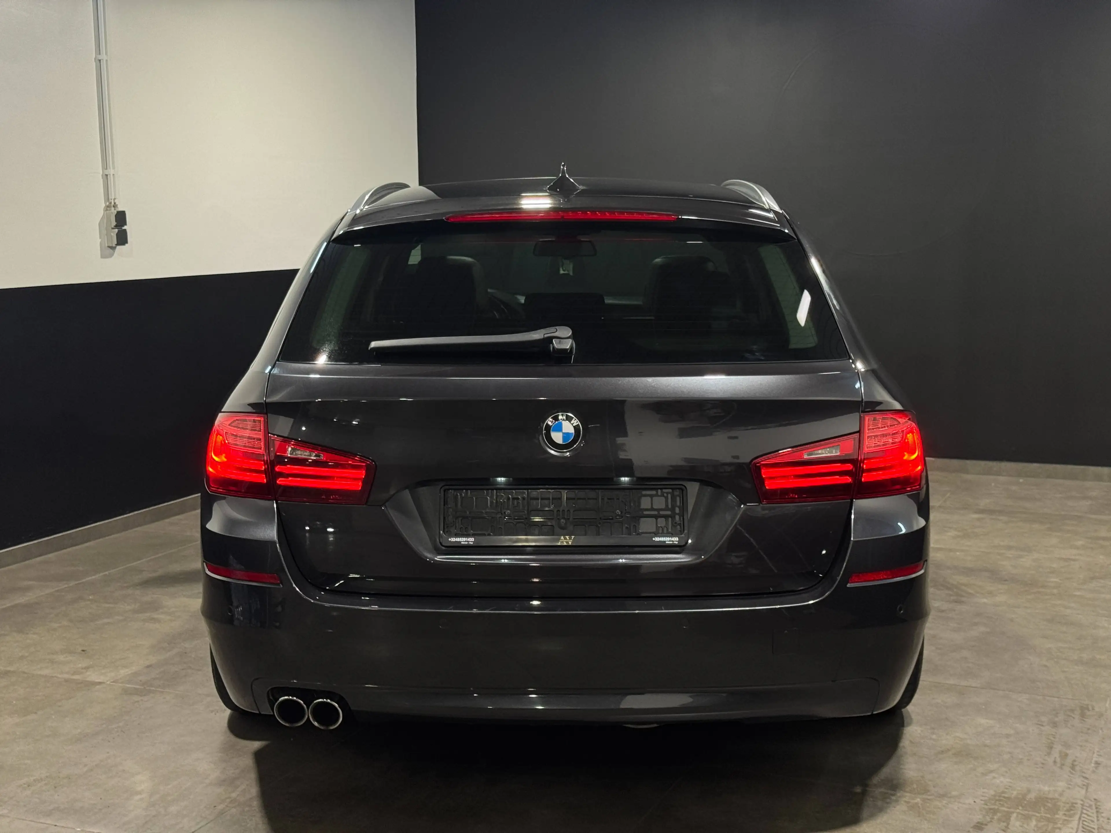 BMW 518 *** Automatique ** GPS ** Toit Pano ** Garantie 12 mois ** — photo 5