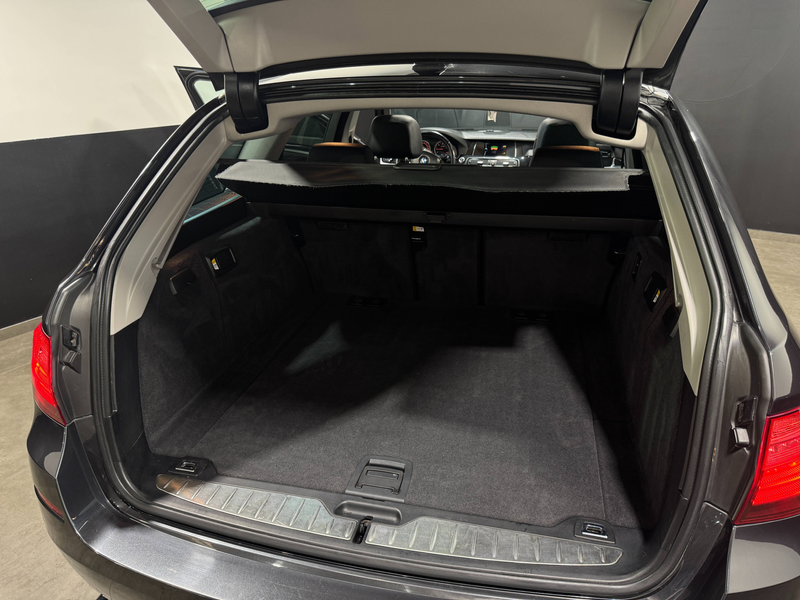 BMW 518 *** Automatique ** GPS ** Toit Pano ** Garantie 12 mois ** — photo 11