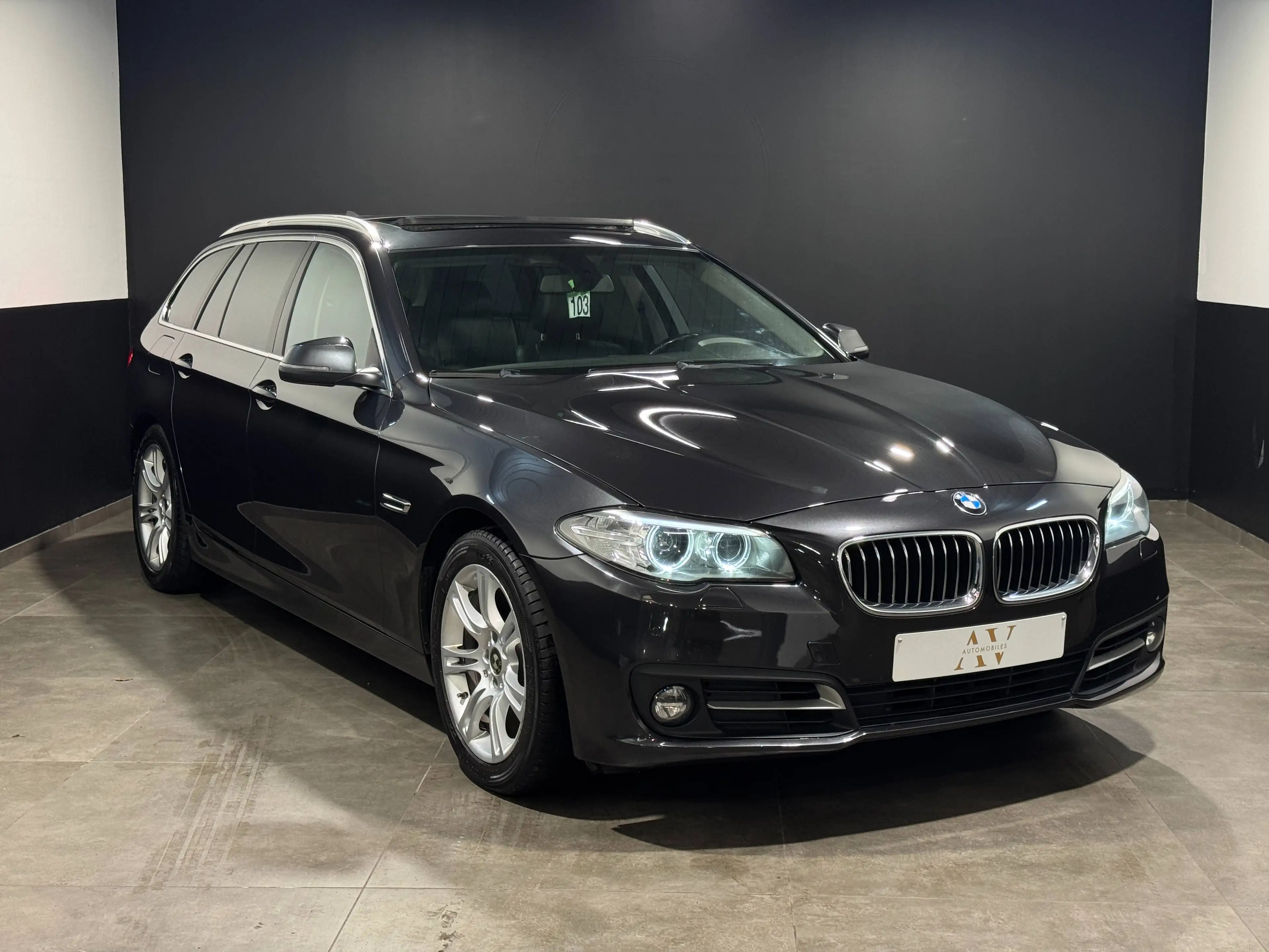 BMW 518 *** Automatique ** GPS ** Toit Pano ** Garantie 12 mois **