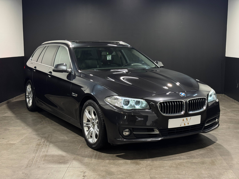 BMW 518 *** Automatique ** GPS ** Toit Pano ** Garantie 12 mois **
