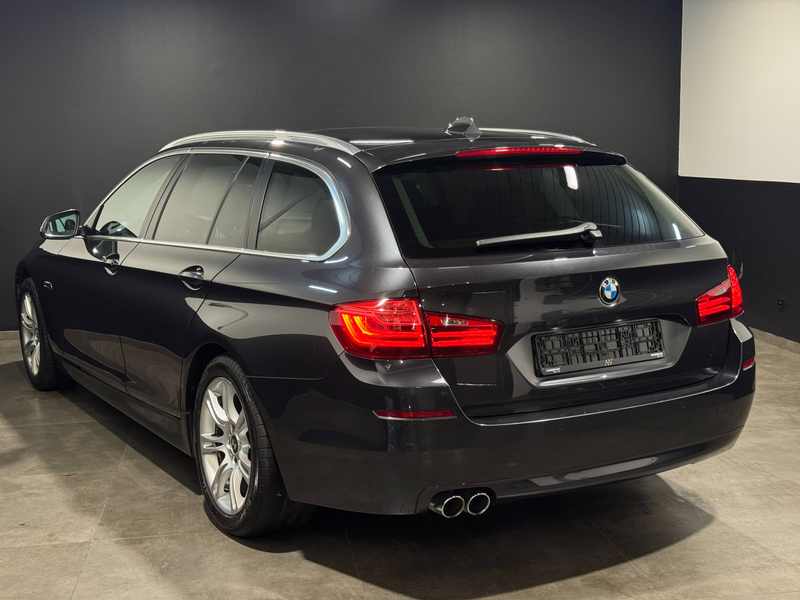 BMW 518 *** Automatique ** GPS ** Toit Pano ** Garantie 12 mois ** — photo 6