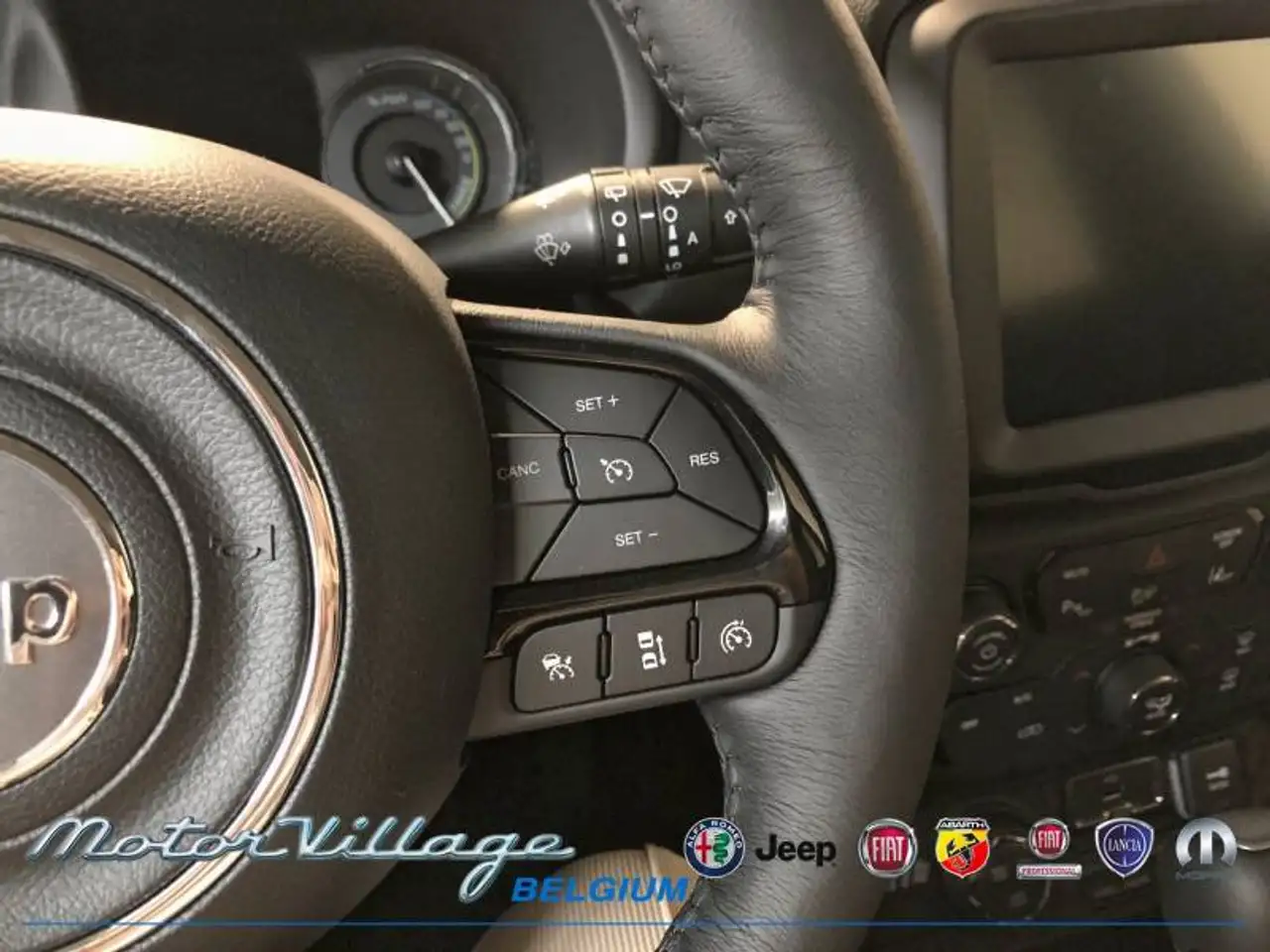 Jeep Renegade 1 1.3 Turbo T4 190 4xe ATX Upland, миниатюра 18