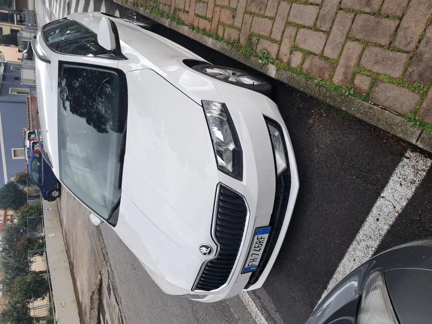 Skoda Octavia Wagon 1.6 tdi Design Edition 110cv - 1