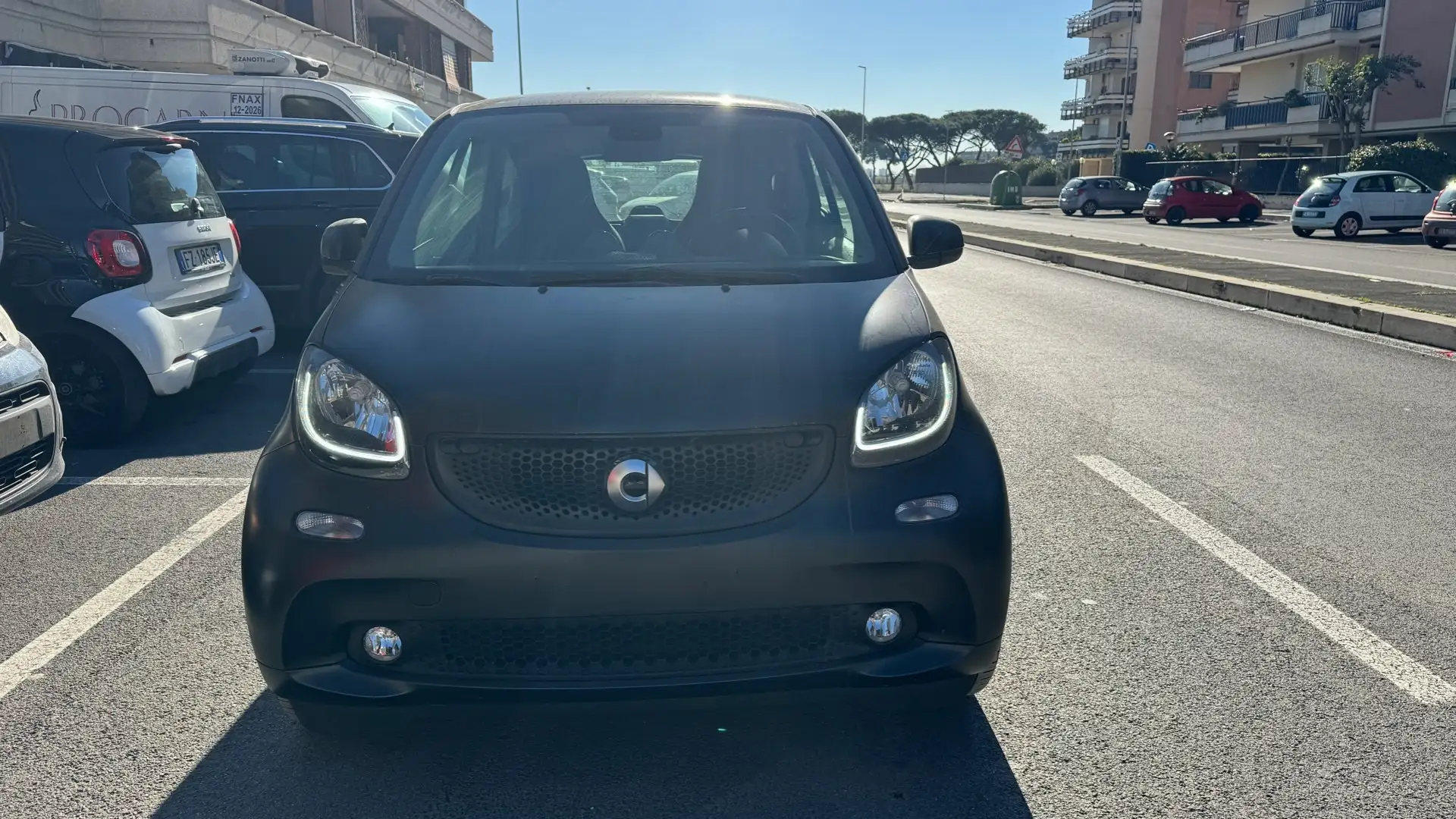 smart forTwo 90 0.9 Turbo twinamic Prime BLACK EDITION LED NAVI Чорний - 1