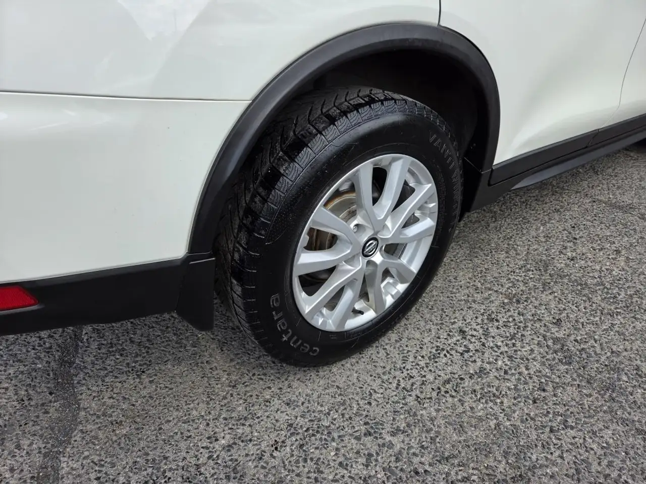 Nissan Rogue fotografie Nissan Rogue