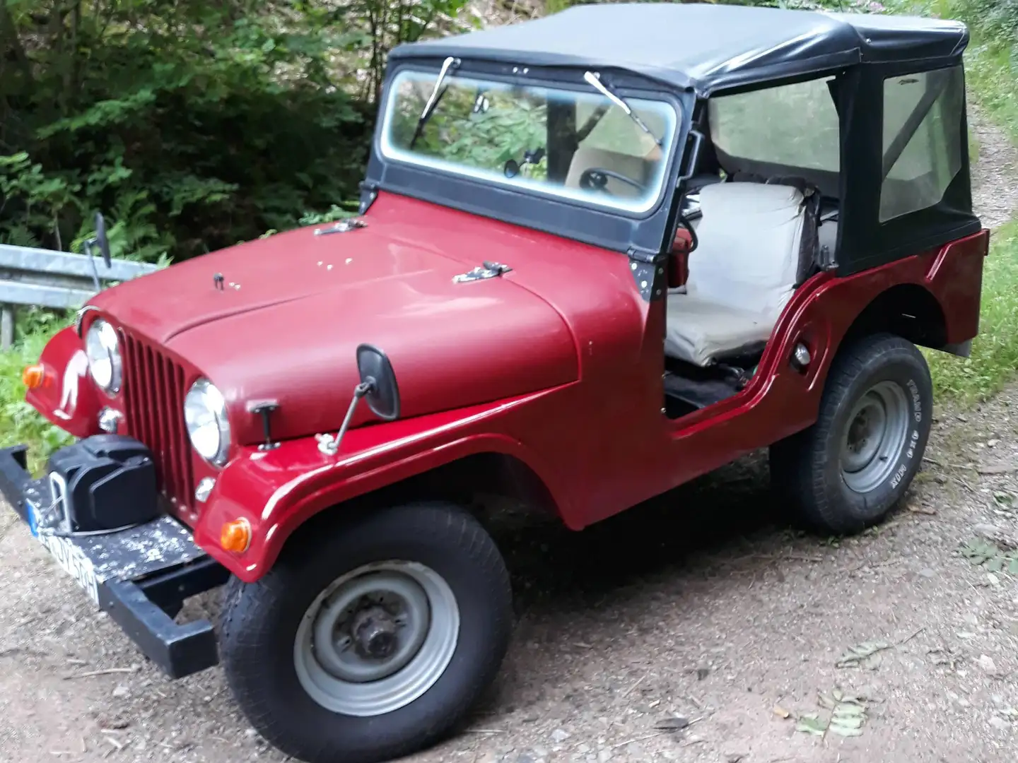 Jeep CJ-5 Rot - 1