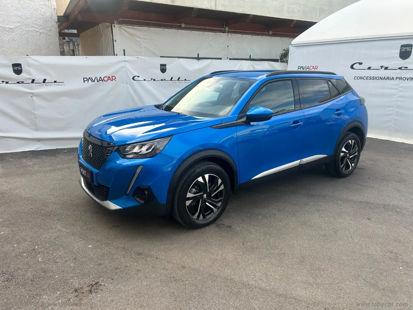 Peugeot 2008 BlueHDi 130 S&S EAT8 GT Pack Bleu - 1