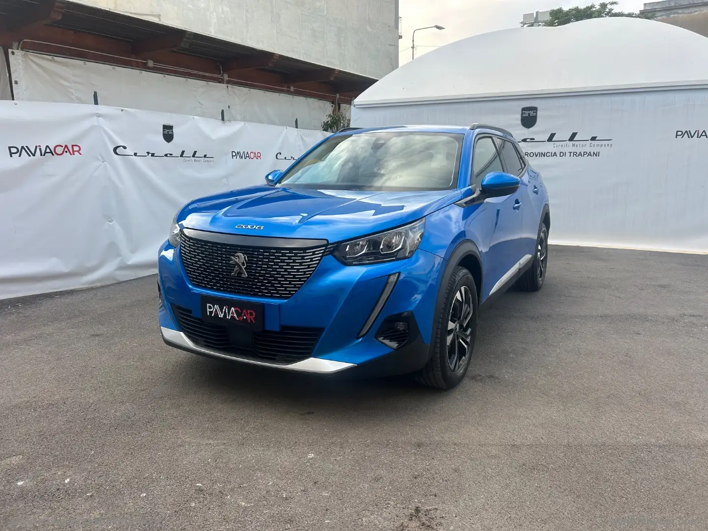 Peugeot 2008 BlueHDi 130 S&S EAT8 GT Pack Bleu - 2