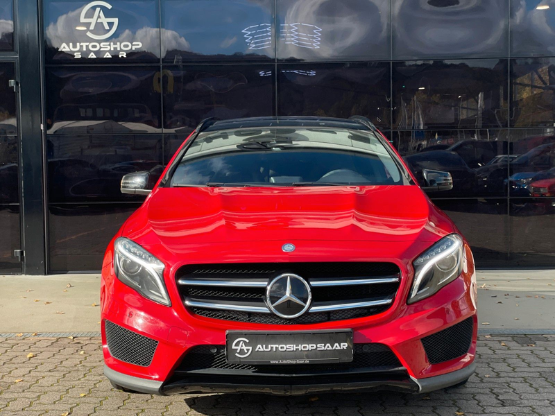 Mercedes-Benz GLA 200 Automatik/NAVI/CAM/SHZ — photo 2