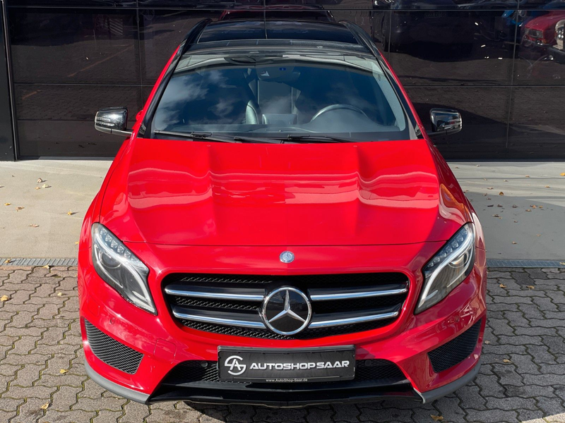 Mercedes-Benz GLA 200 Automatik/NAVI/CAM/SHZ — photo 3