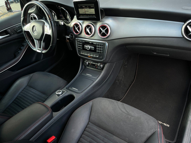 Mercedes-Benz GLA 200 Automatik/NAVI/CAM/SHZ — photo 13