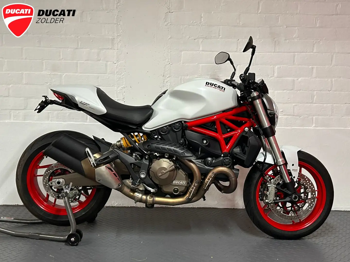 Ducati Monster 821 Wit - 2