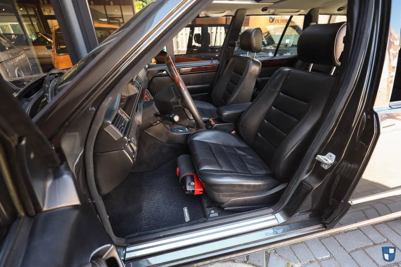 Mercedes-Benz E 36 AMG 3.4 AMG Kombi 990 Option Code, foto 7