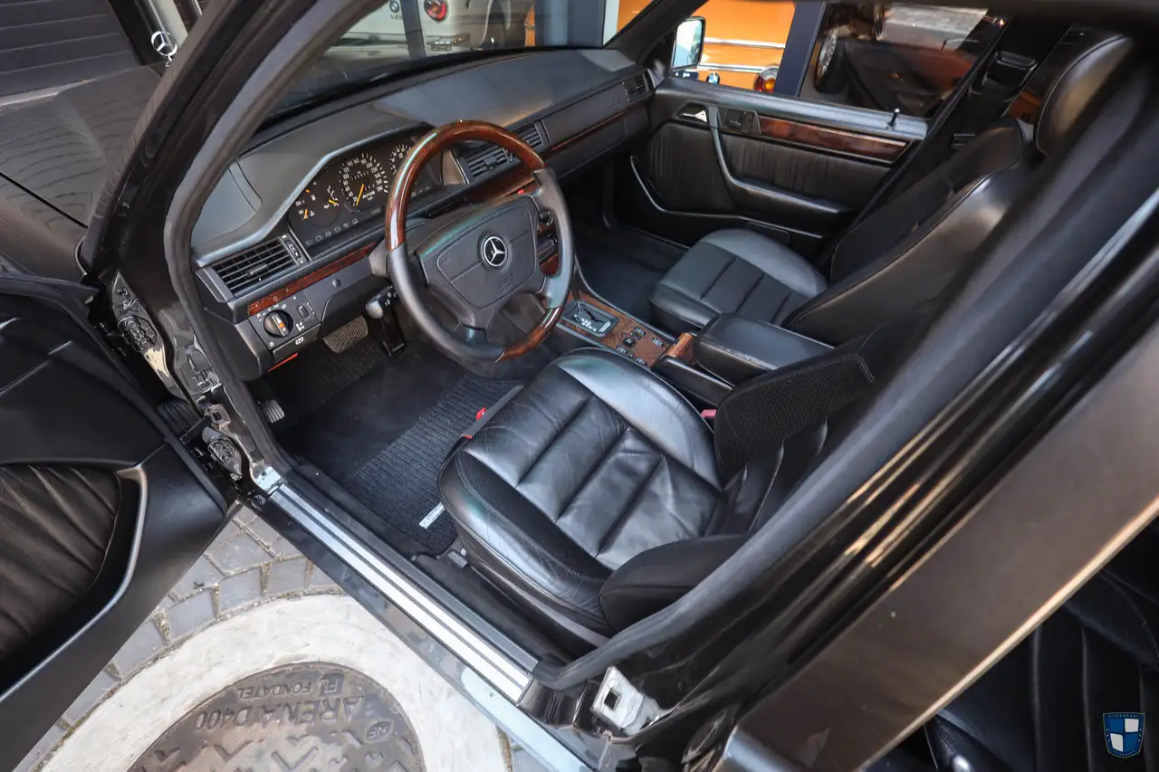 Mercedes-Benz E 36 AMG 3.4 AMG Kombi 990 Option Code, foto 5