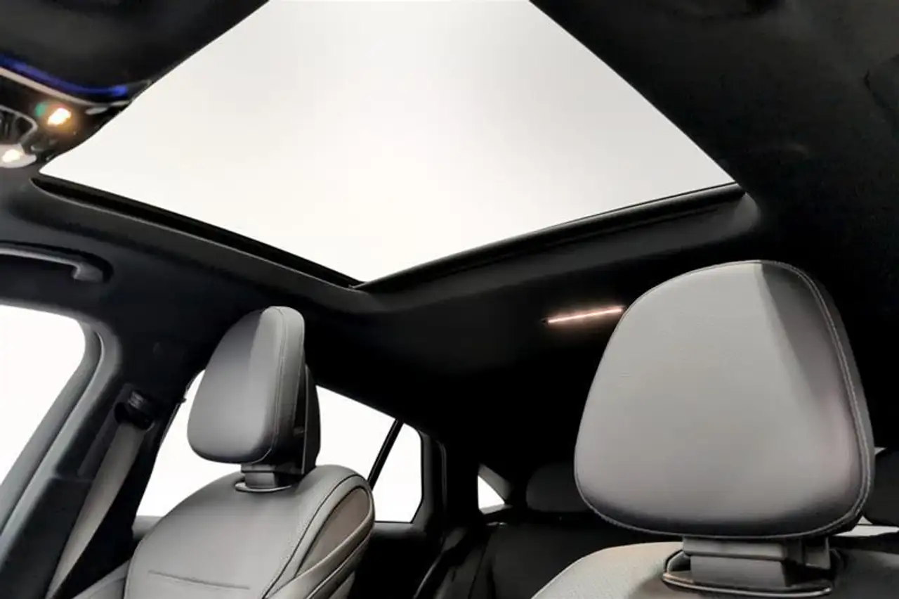 Mercedes-Benz GLC fotografie Mercedes-Benz GLC