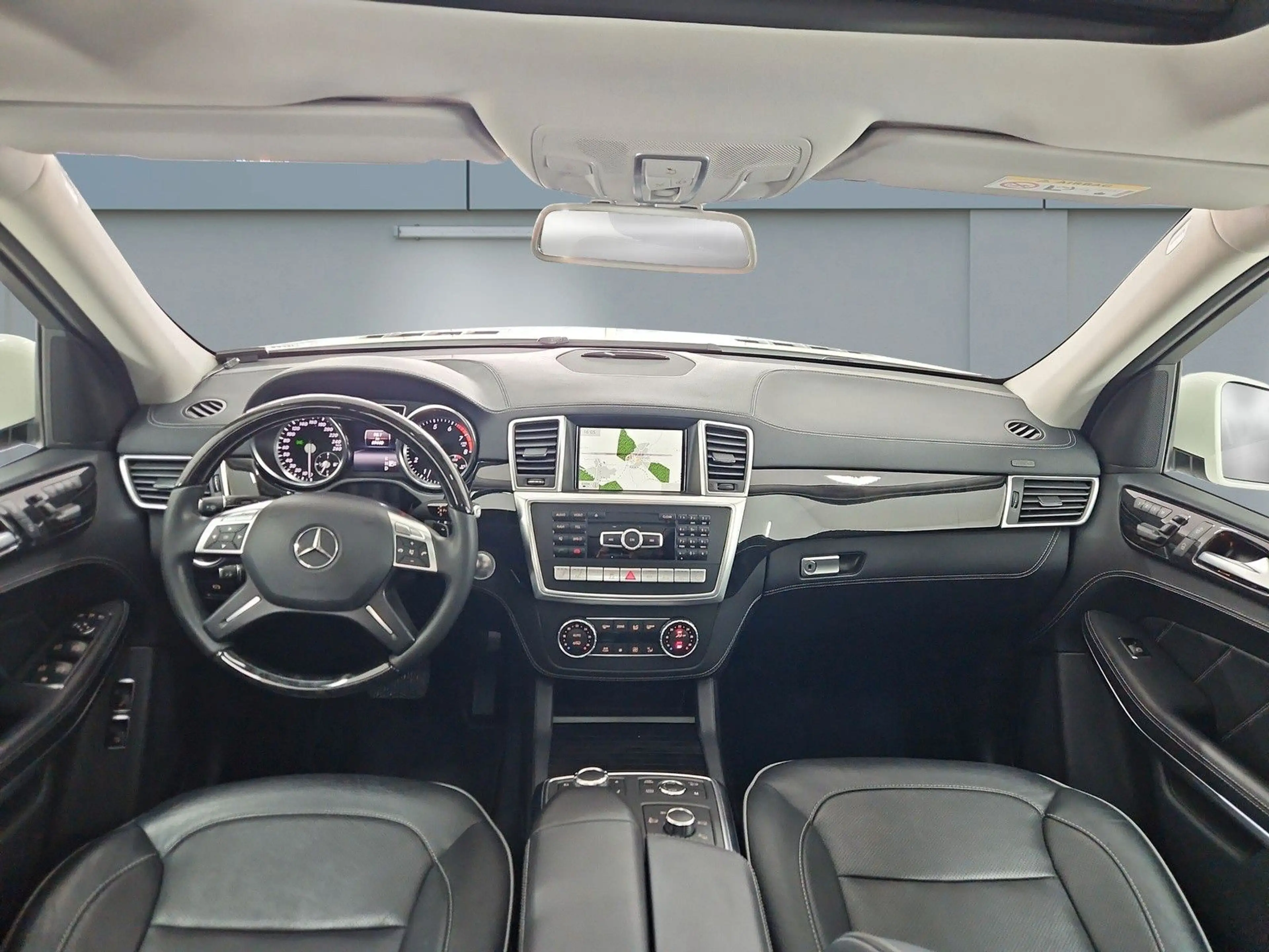 Mercedes-Benz GL 500 AMG 4Matic 7-Sitzer*ACC*PANO*MEMO*TV*TOPZ — photo 8