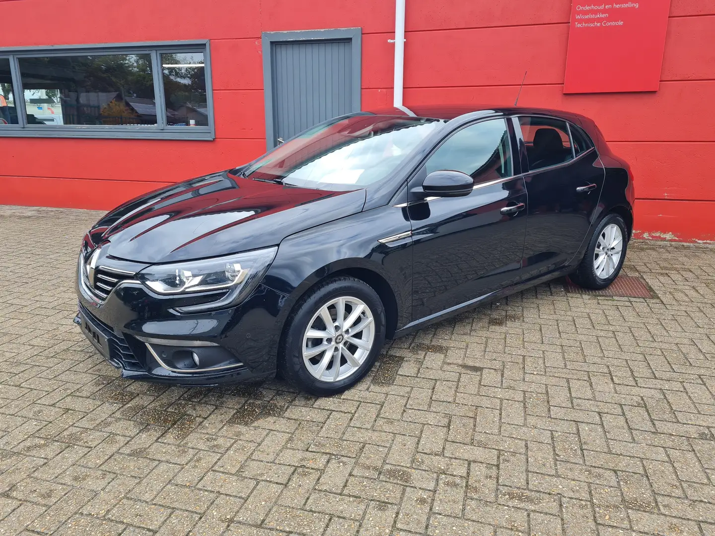 Renault Megane Megane ENERGY TCe 115 LIMITED Noir - 1