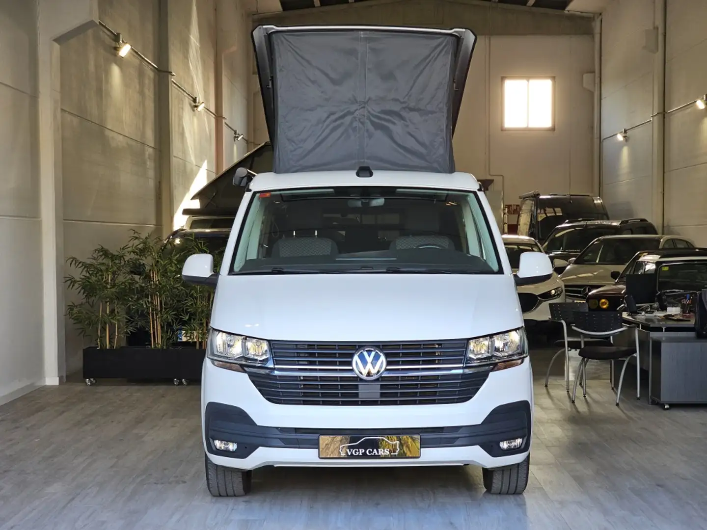 Volkswagen T6 California 2.0TDI BMT Beach Camper 110kW Blanco - 1