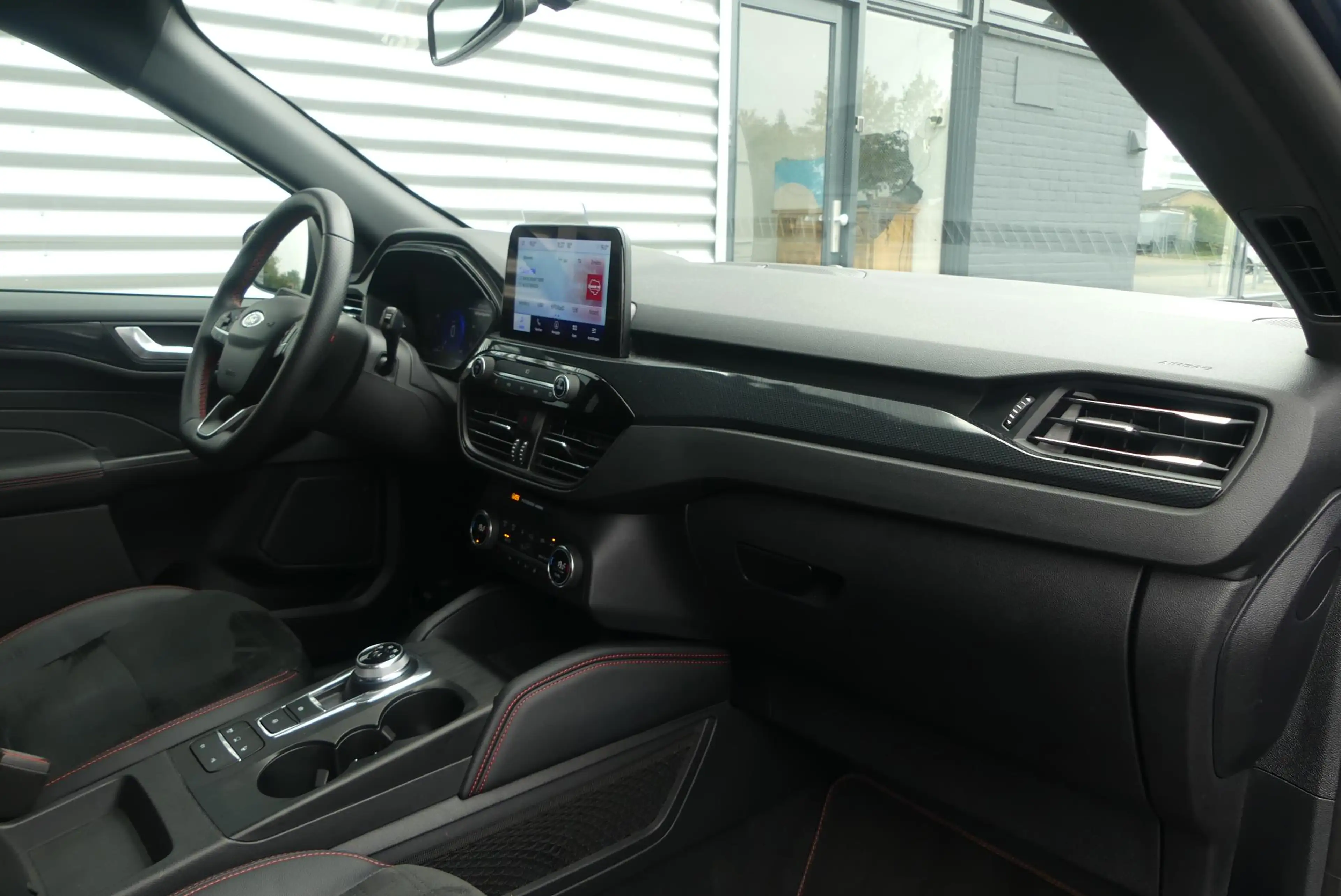 Ford Kuga 2.5 PHEV ST-Line X ELEKT. TREKHAAK, HUD, WINTER PA — photo 24