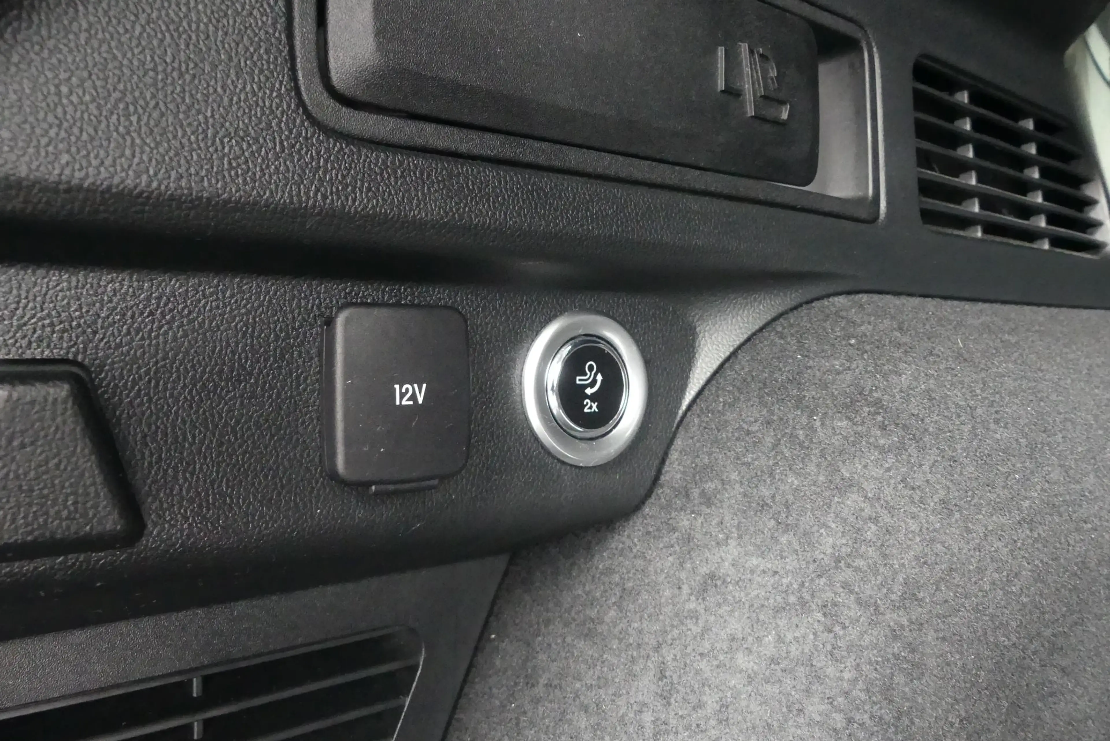 Ford Kuga 2.5 PHEV ST-Line X ELEKT. TREKHAAK, HUD, WINTER PA — photo 12