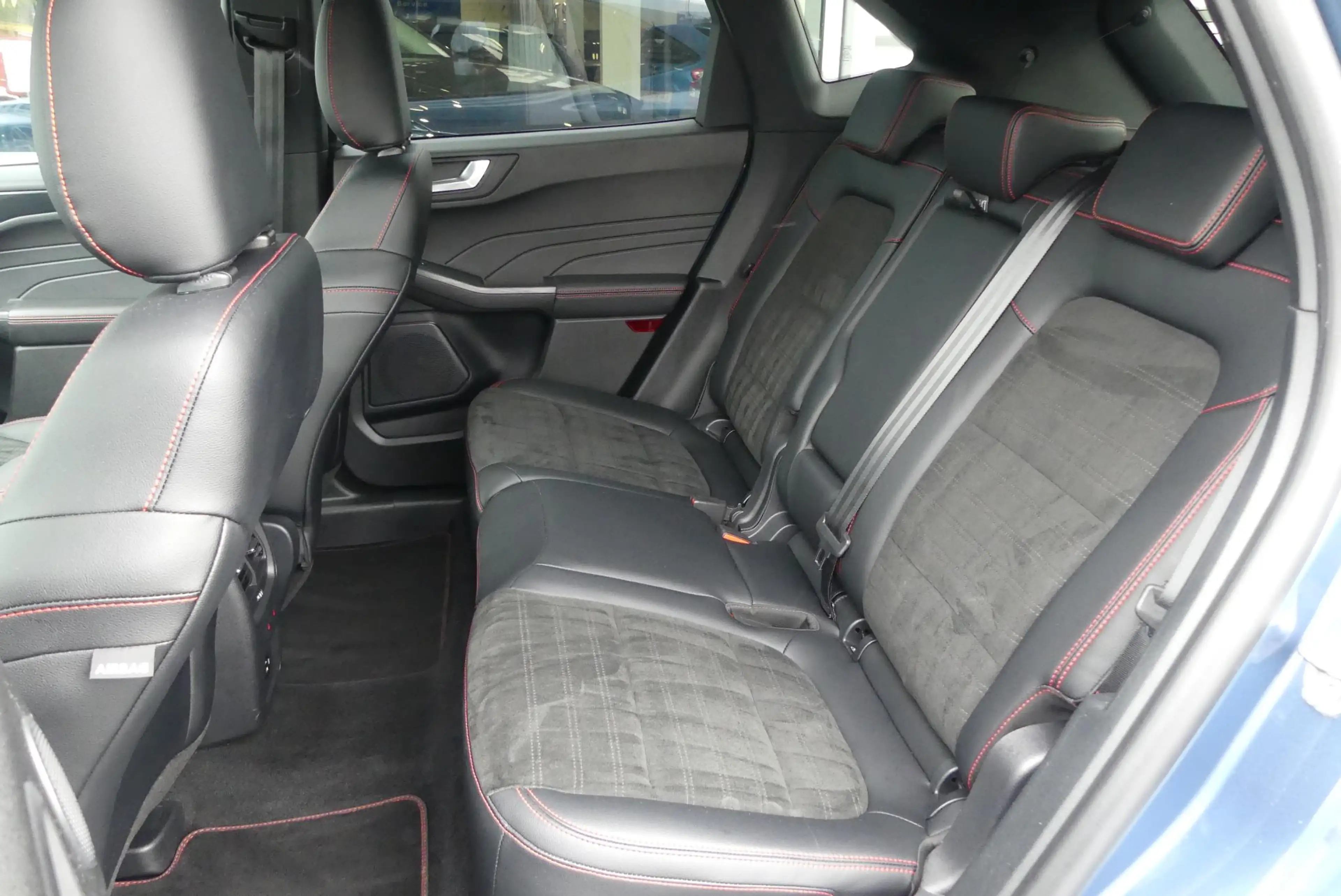 Ford Kuga 2.5 PHEV ST-Line X ELEKT. TREKHAAK, HUD, WINTER PA — photo 5
