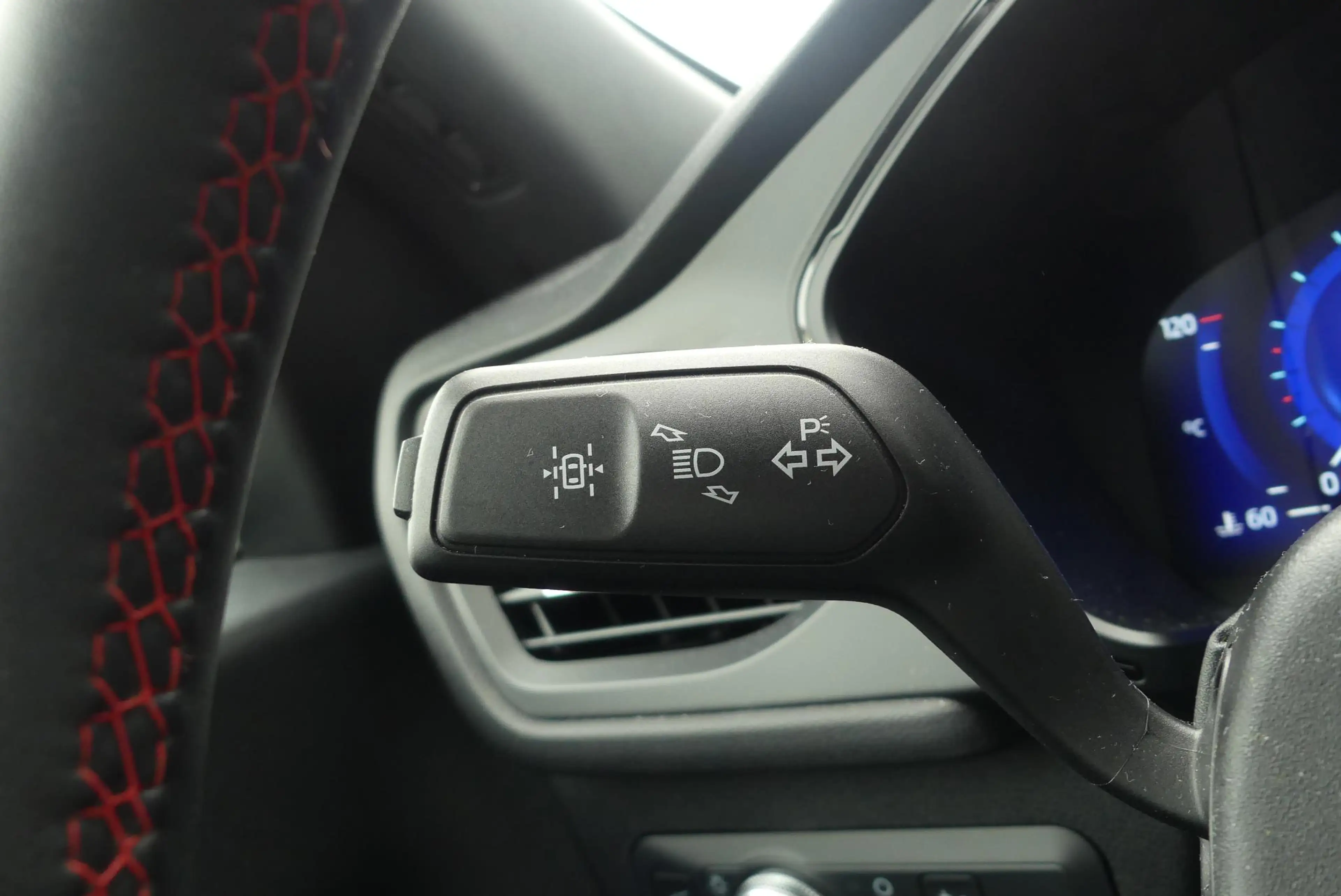 Ford Kuga 2.5 PHEV ST-Line X ELEKT. TREKHAAK, HUD, WINTER PA — photo 29
