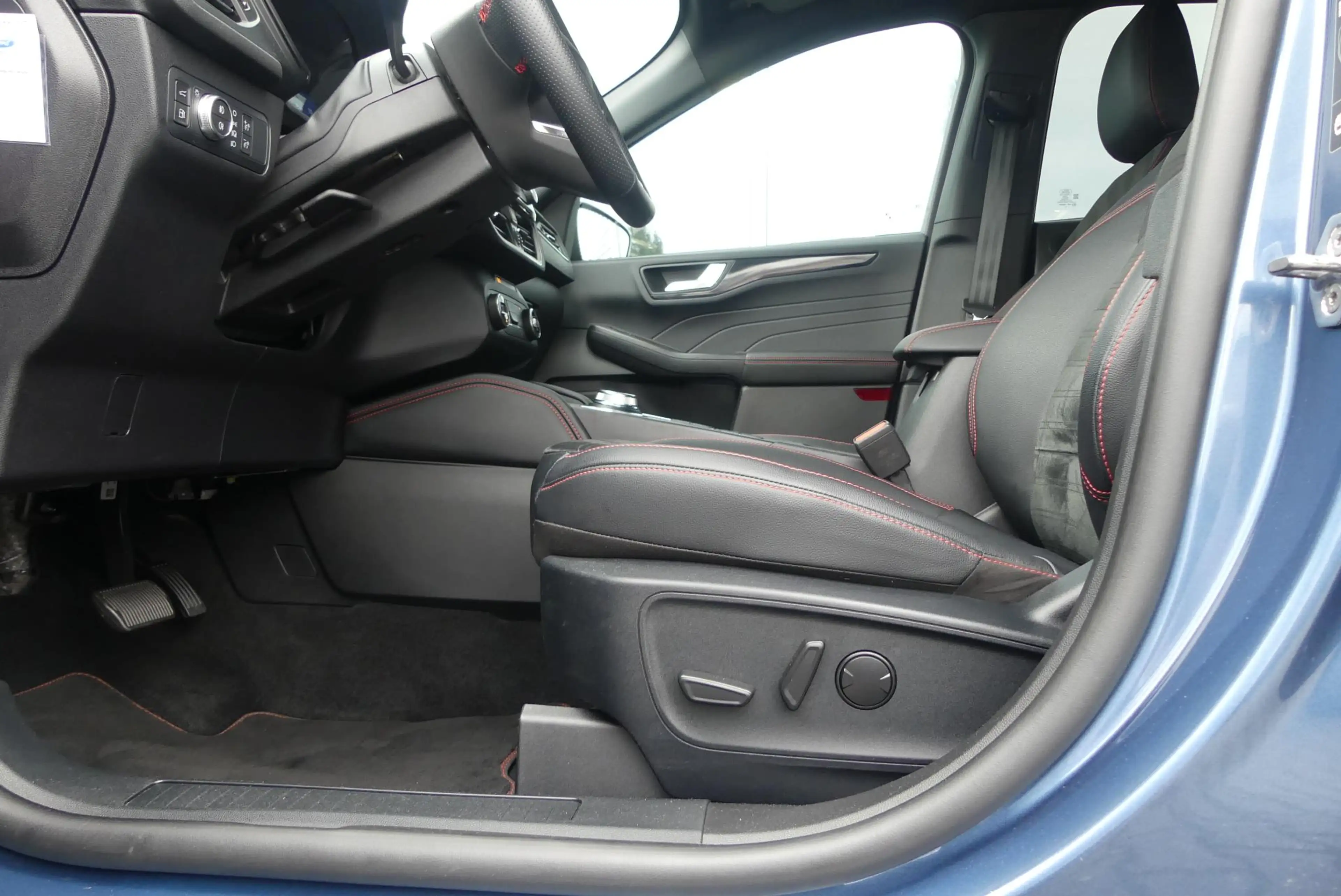 Ford Kuga 2.5 PHEV ST-Line X ELEKT. TREKHAAK, HUD, WINTER PA — photo 21