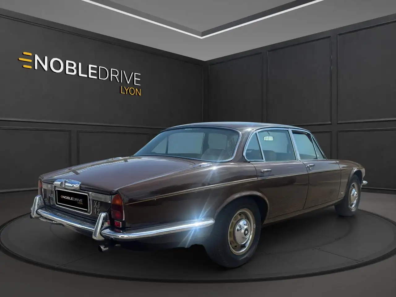 Jaguar XJ L 4.2 170ch - 2EME MAIN - TRES BON ETAT - ENTRETIEN RECENT, foto 5