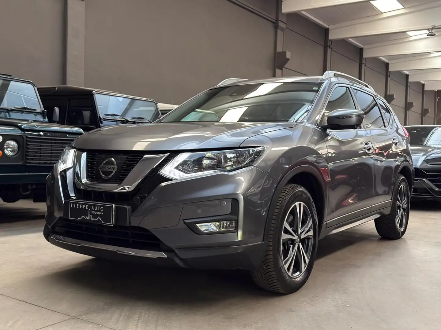 Nissan X-Trail 2.0 dCi 4WD N-Connecta Gris - 1